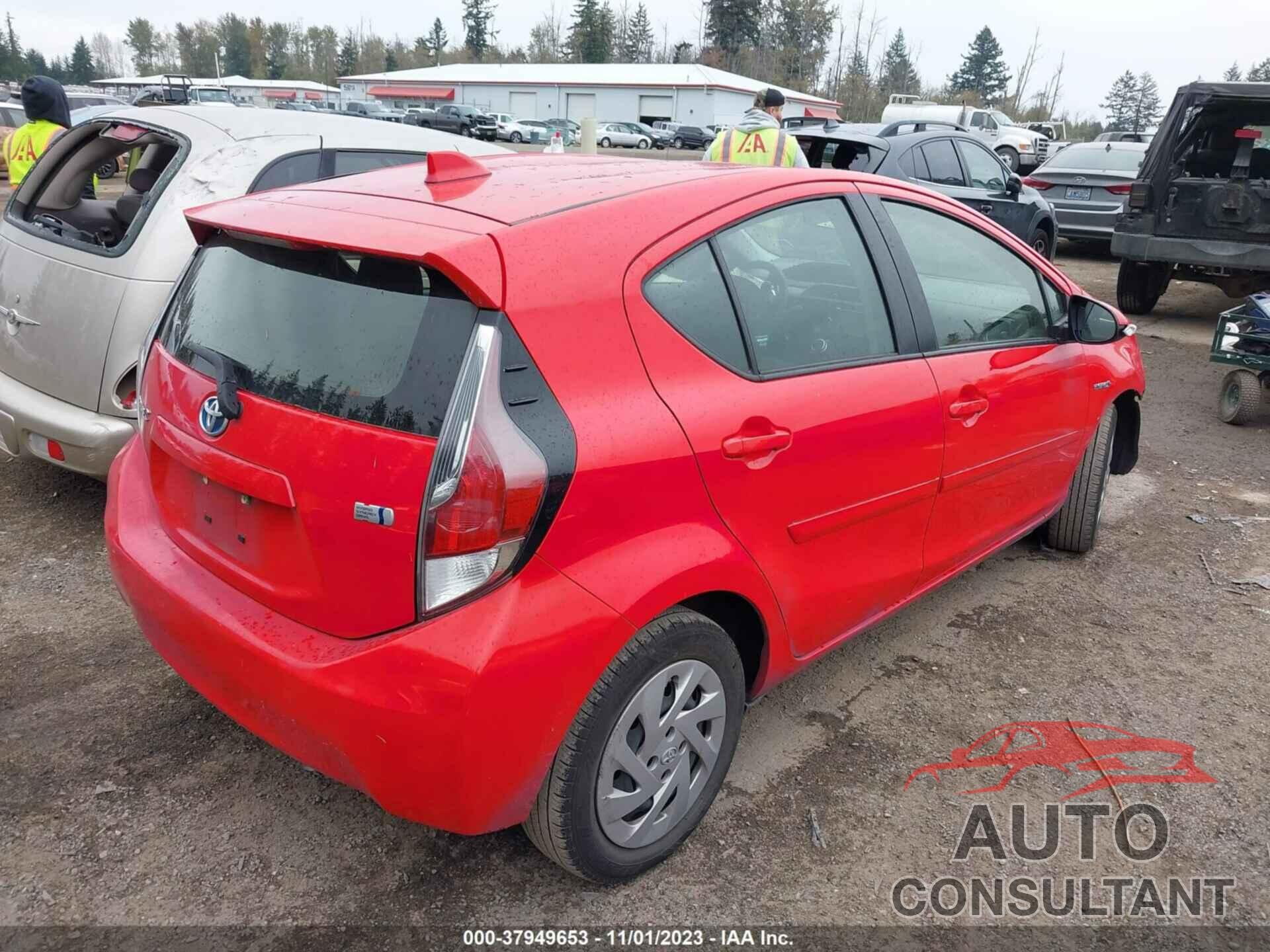 TOYOTA PRIUS C 2016 - JTDKDTB38G1136595