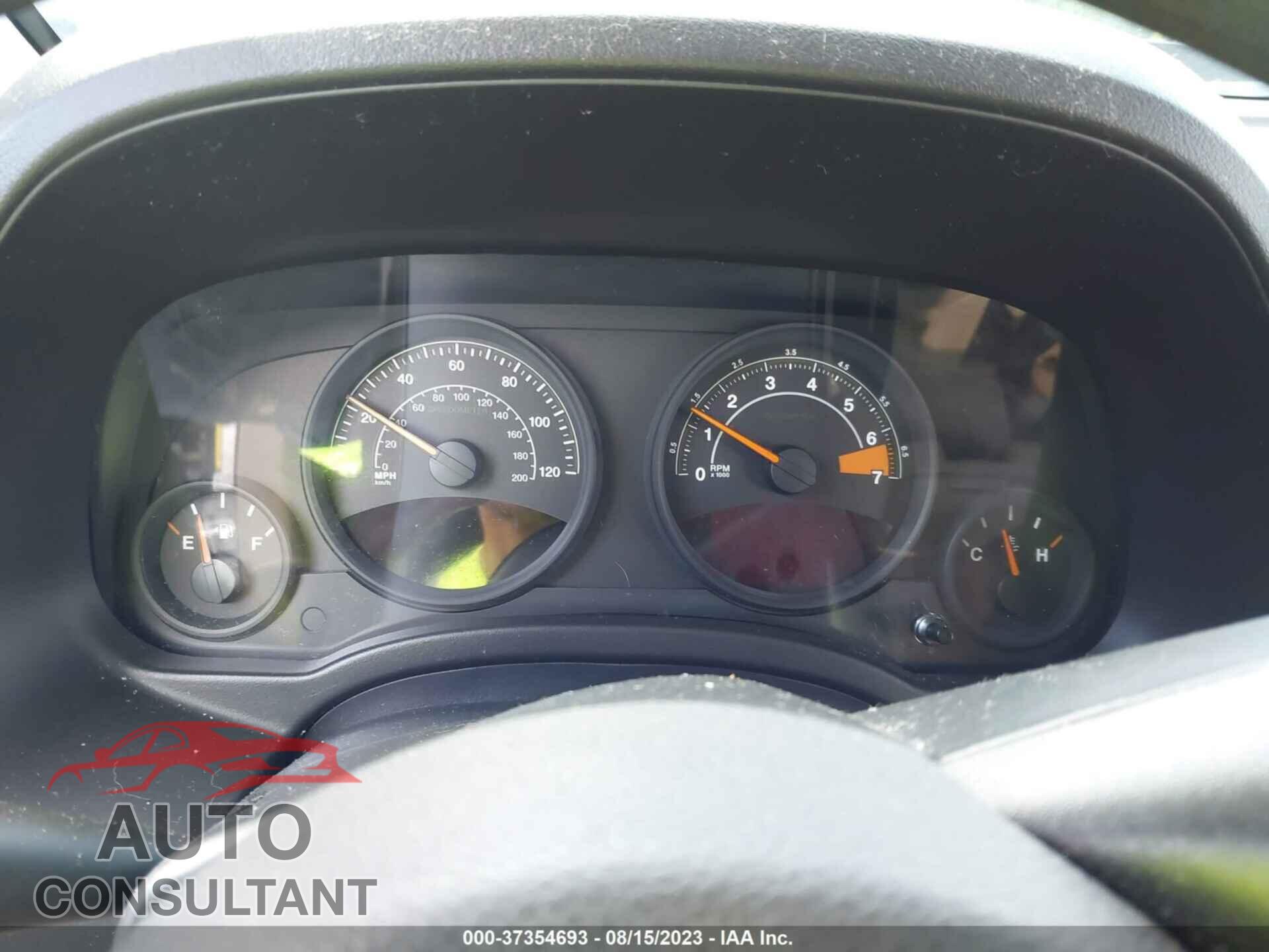 JEEP COMPASS 2015 - 1C4NJCBB2FD203489