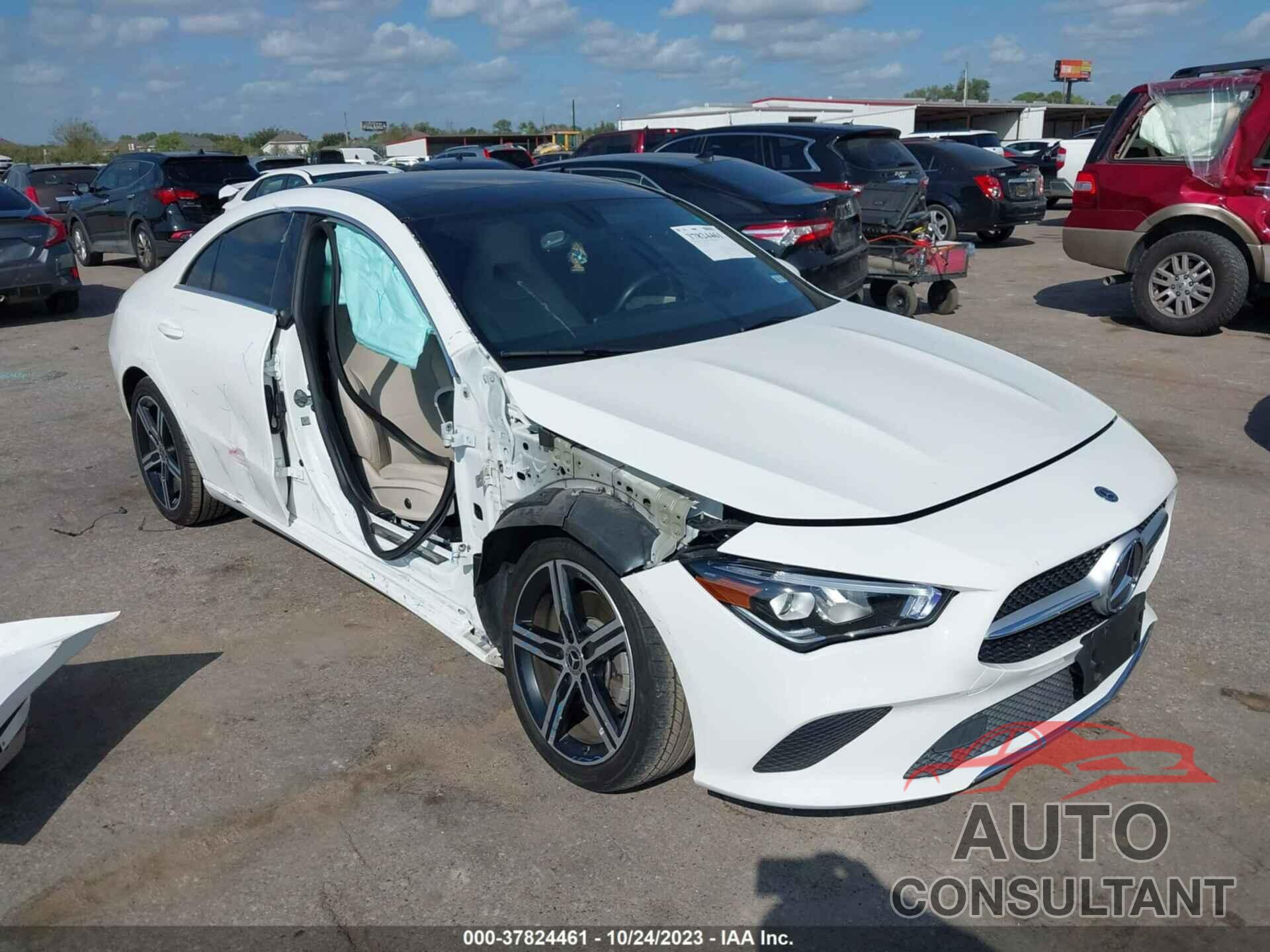 MERCEDES-BENZ CLA 250 2020 - W1K5J4GB7LN100465