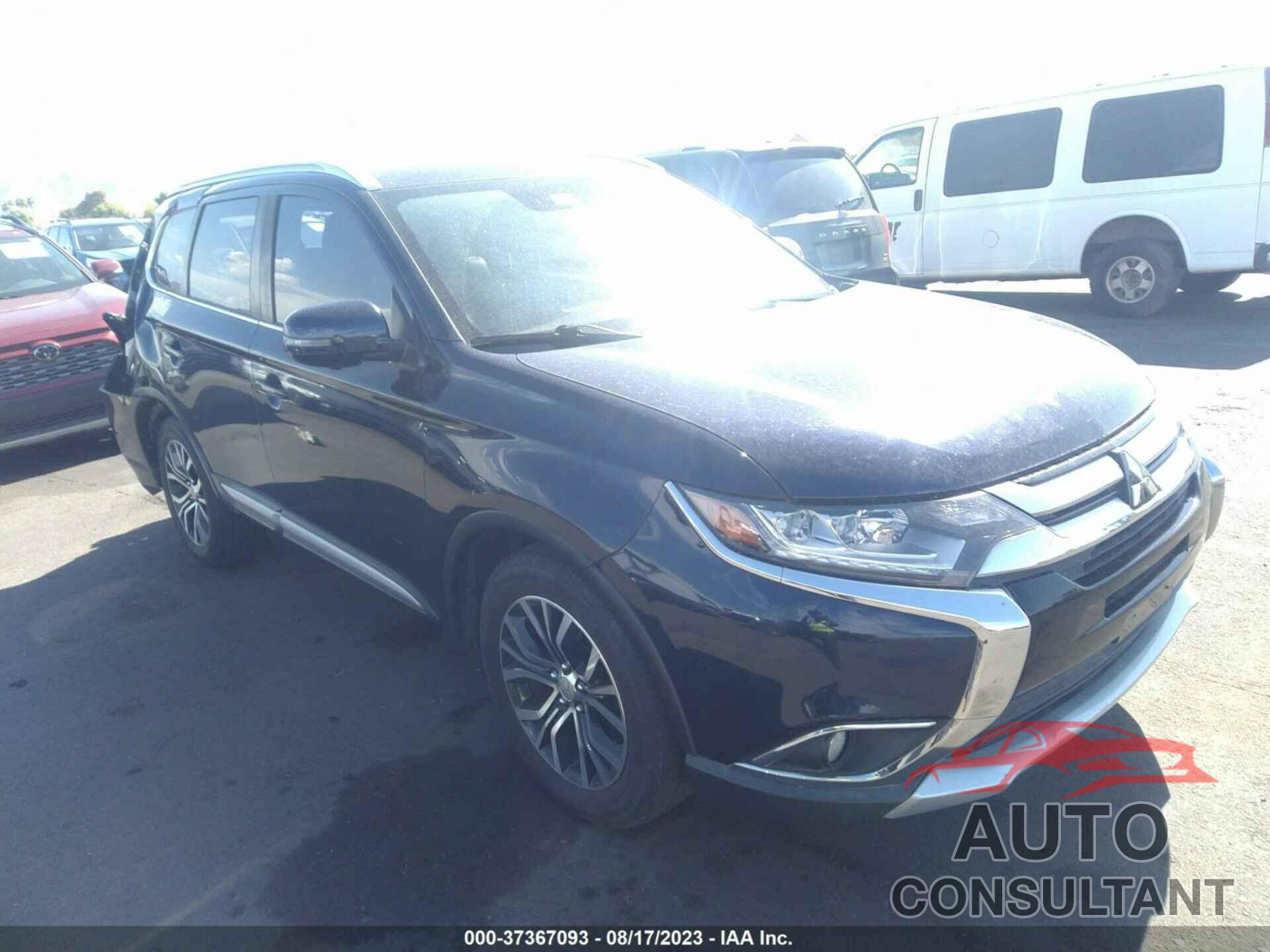 MITSUBISHI OUTLANDER 2018 - JA4AD3A3XJZ064248