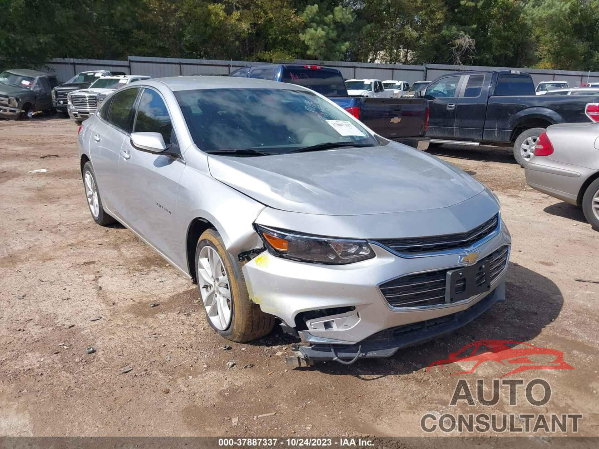 CHEVROLET MALIBU 2018 - 1G1ZD5ST5JF206521