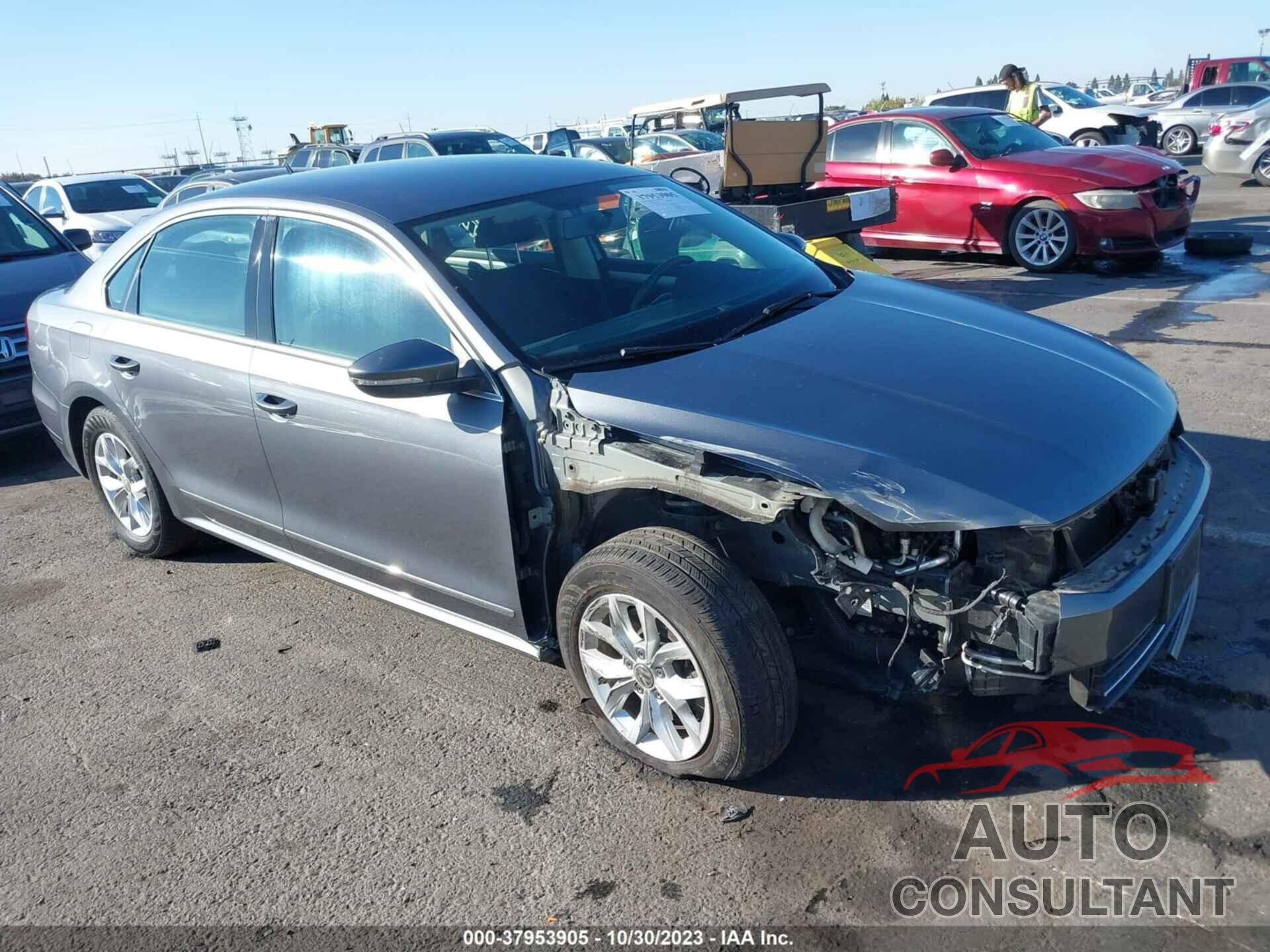 VOLKSWAGEN PASSAT 2017 - 1VWAT7A36HC004980