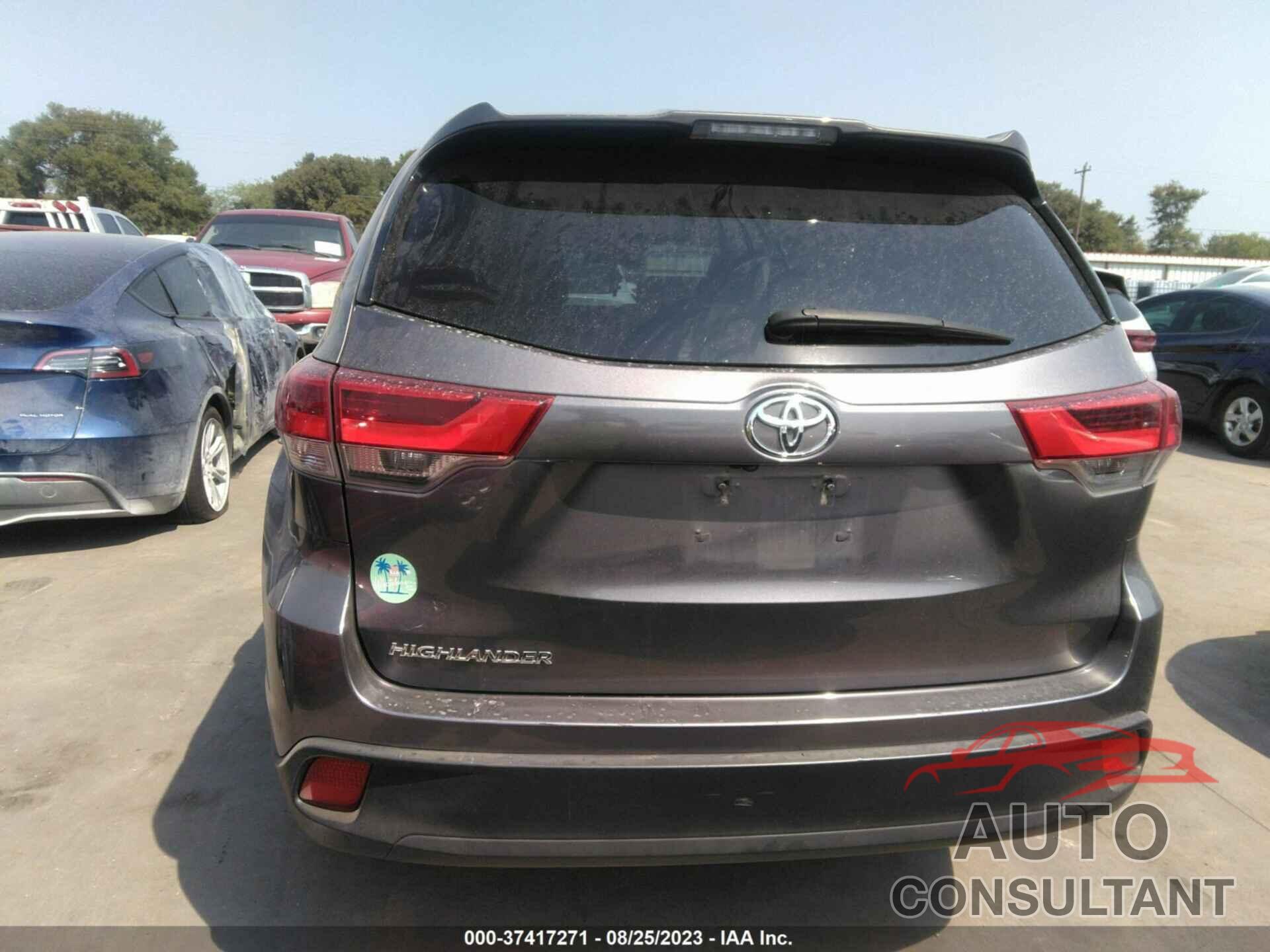 TOYOTA HIGHLANDER 2019 - 5TDZZRFH7KS289859