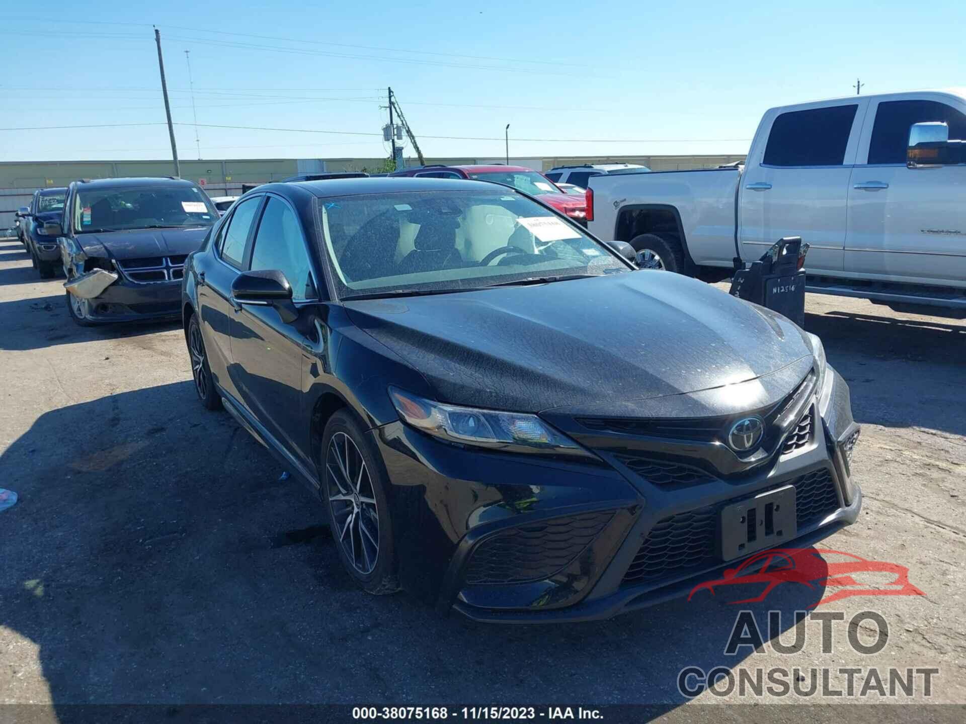 TOYOTA CAMRY 2023 - 4T1G11AK8PU766686