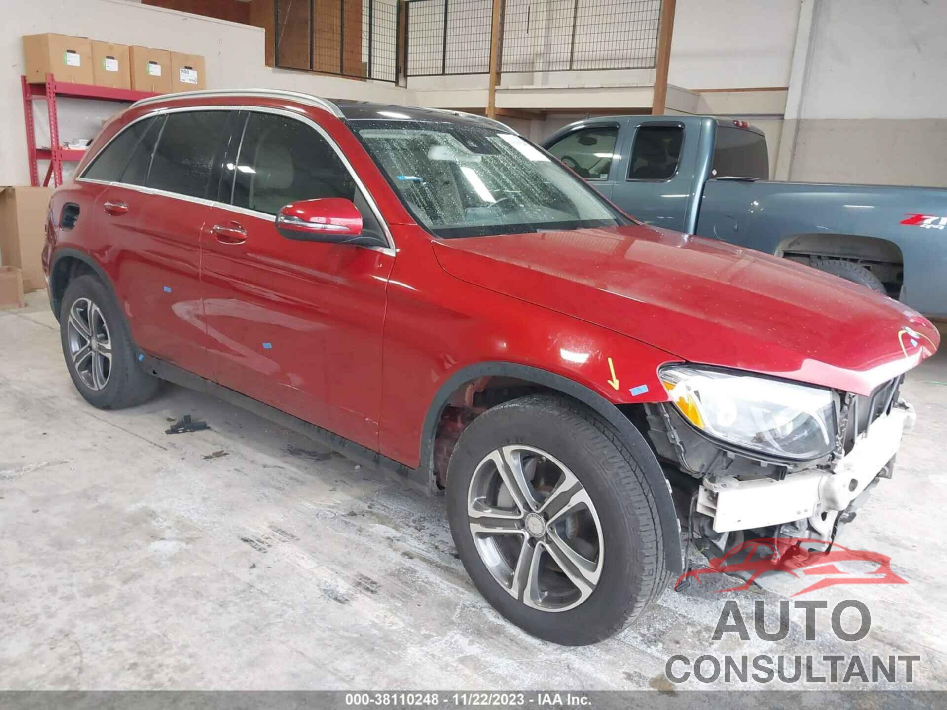 MERCEDES-BENZ GLC 300 2016 - WDC0G4KB3GF032766