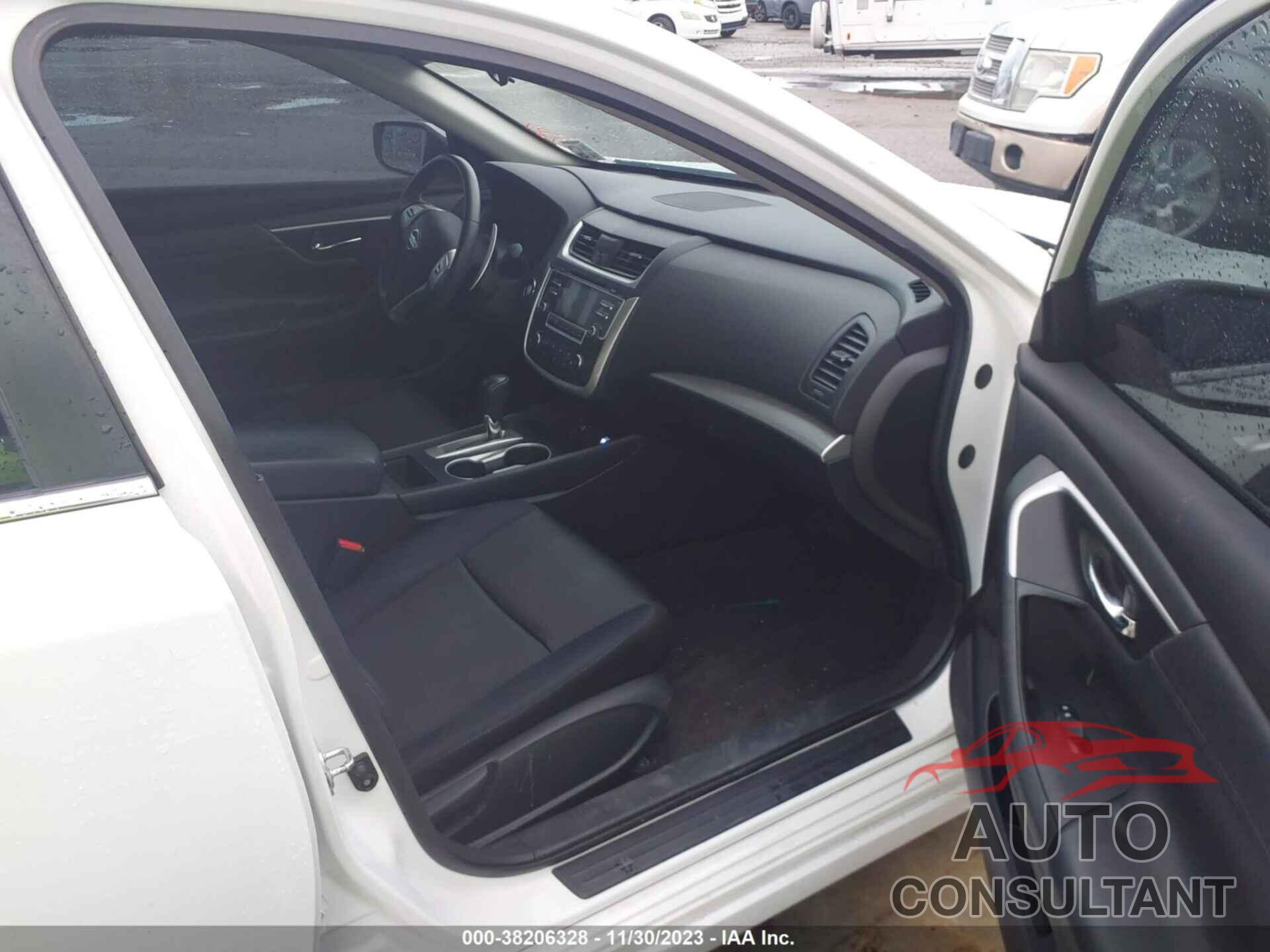 NISSAN ALTIMA 2017 - 1N4AL3AP9HN320981