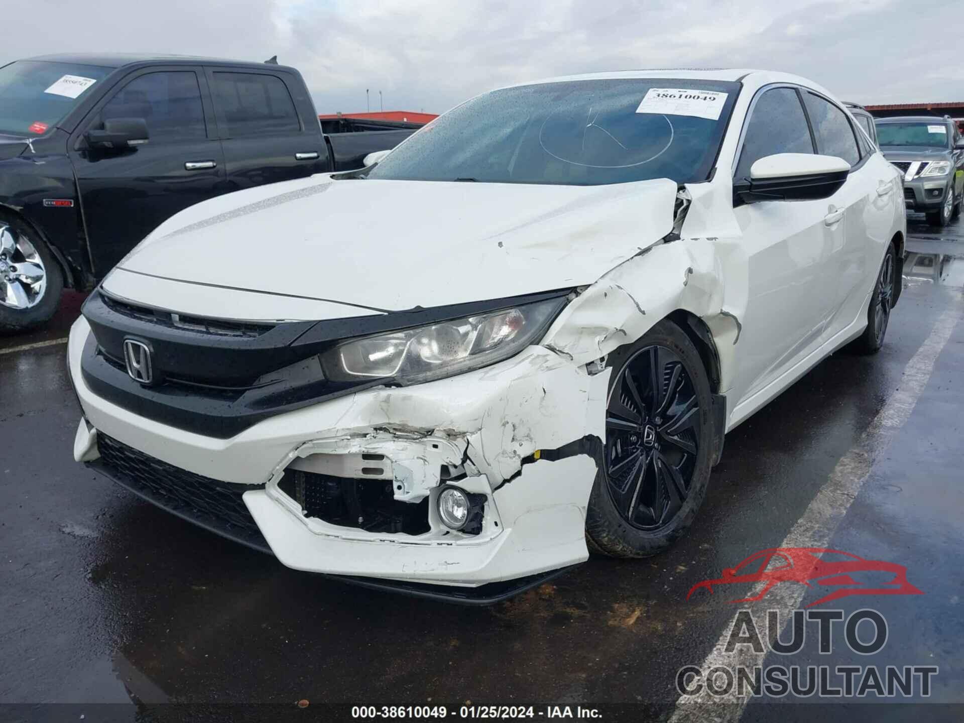 HONDA CIVIC 2018 - SHHFK7H58JU227225