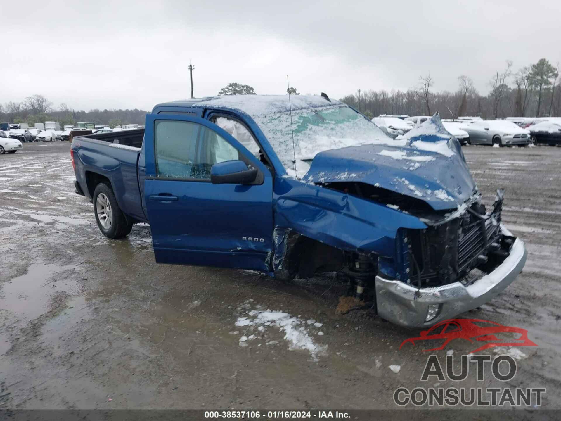CHEVROLET SILVERADO 1500 2018 - 3GCUKREC6JG513950