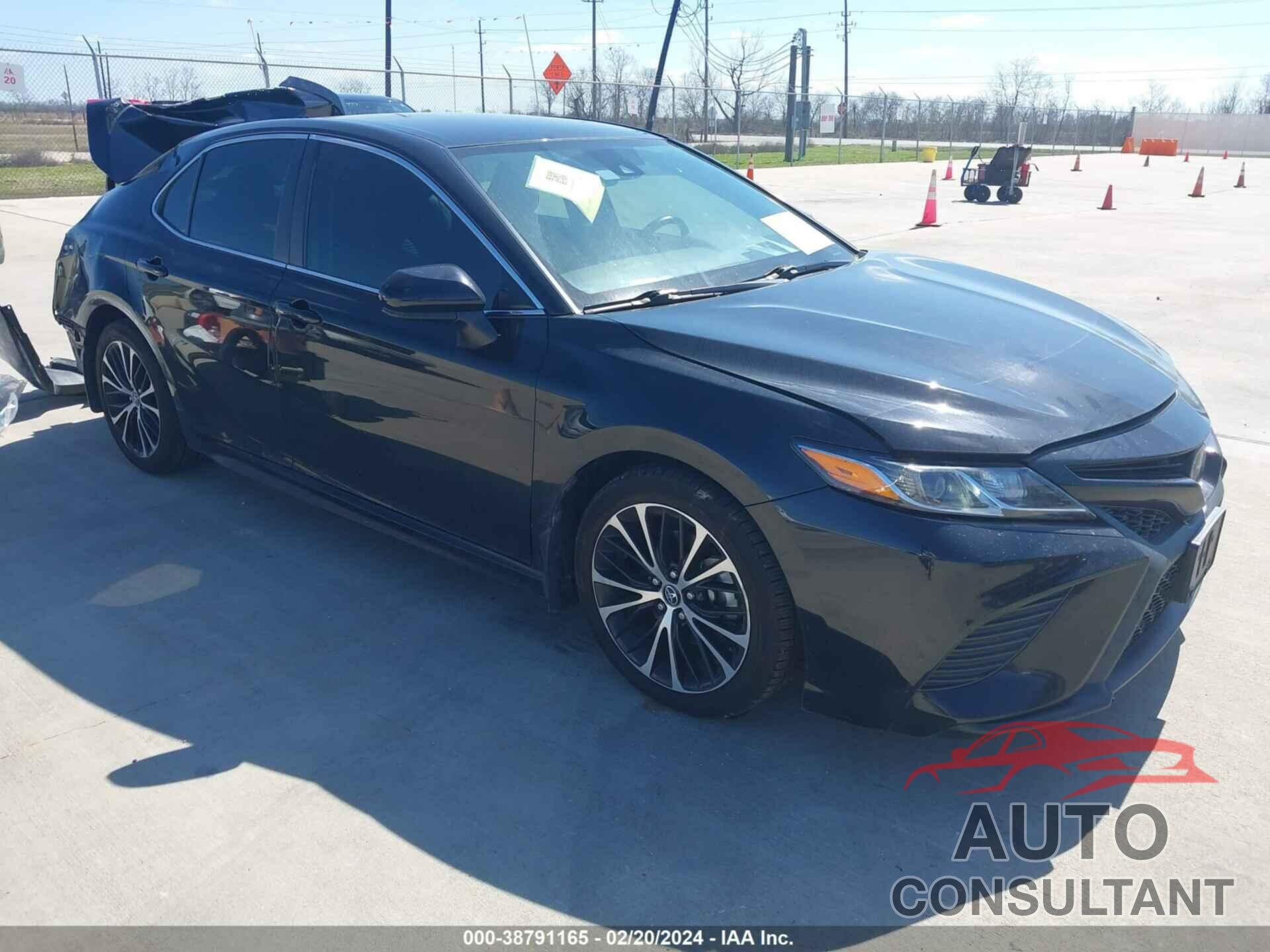 TOYOTA CAMRY 2020 - 4T1G11AK3LU332038