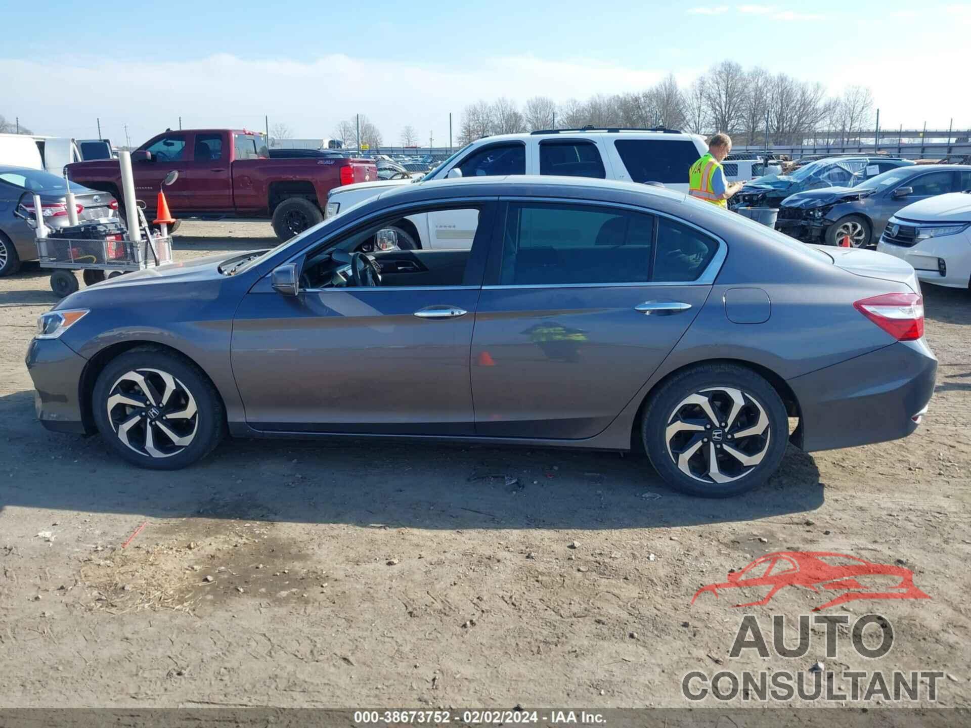 HONDA ACCORD 2017 - 1HGCR2F8XHA164536