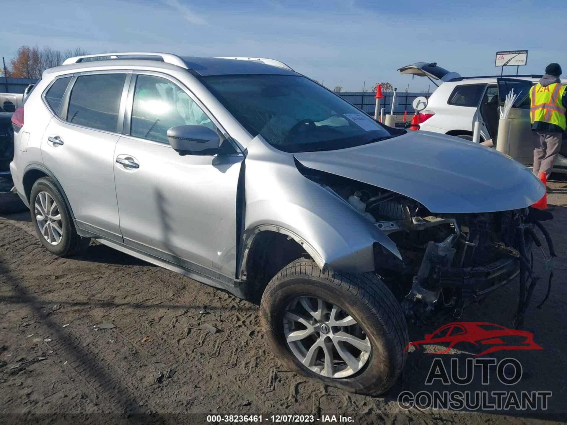 NISSAN ROGUE 2018 - KNMAT2MT3JP513991