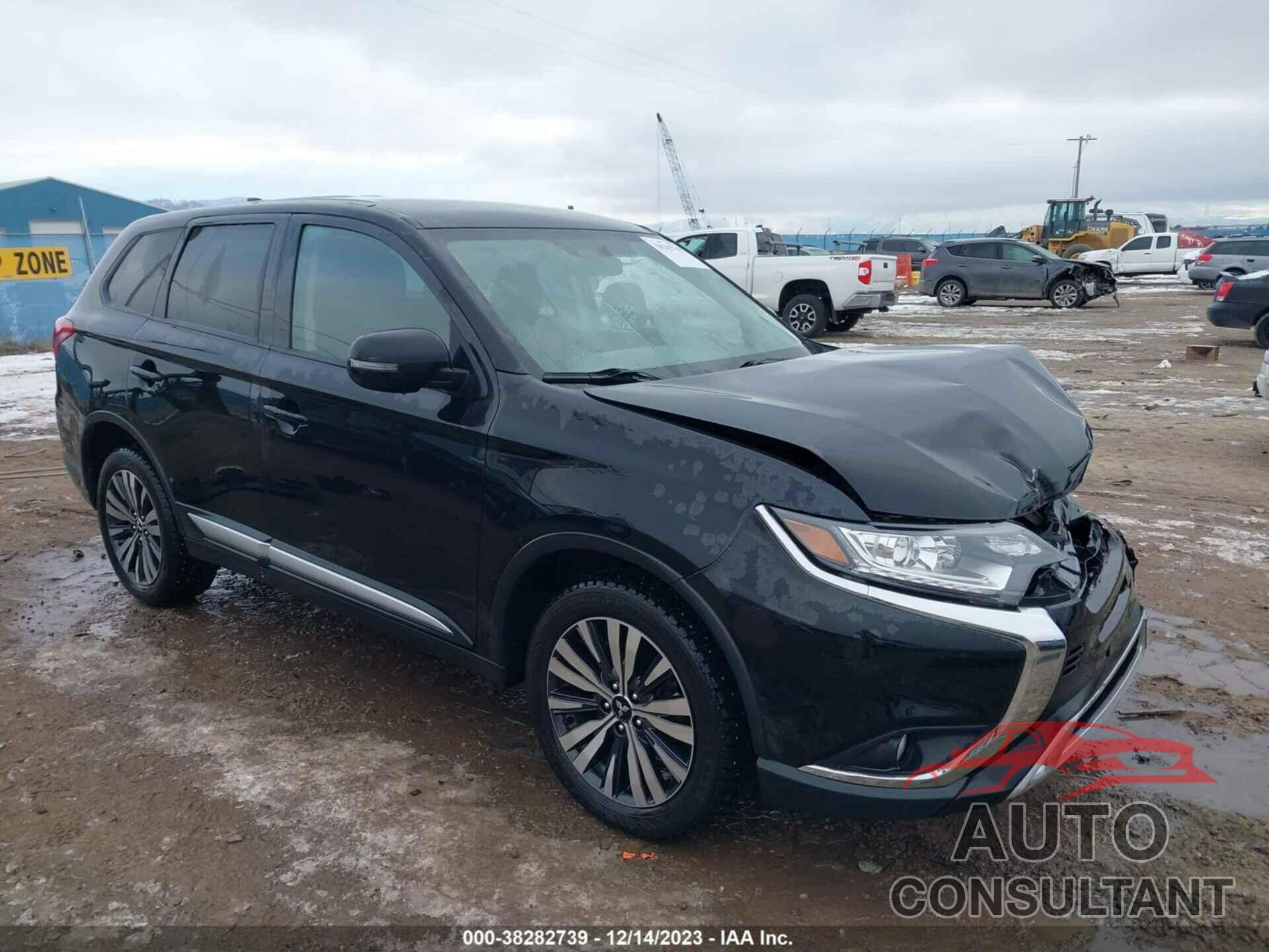 MITSUBISHI OUTLANDER 2019 - JA4AZ3A35KZ047988