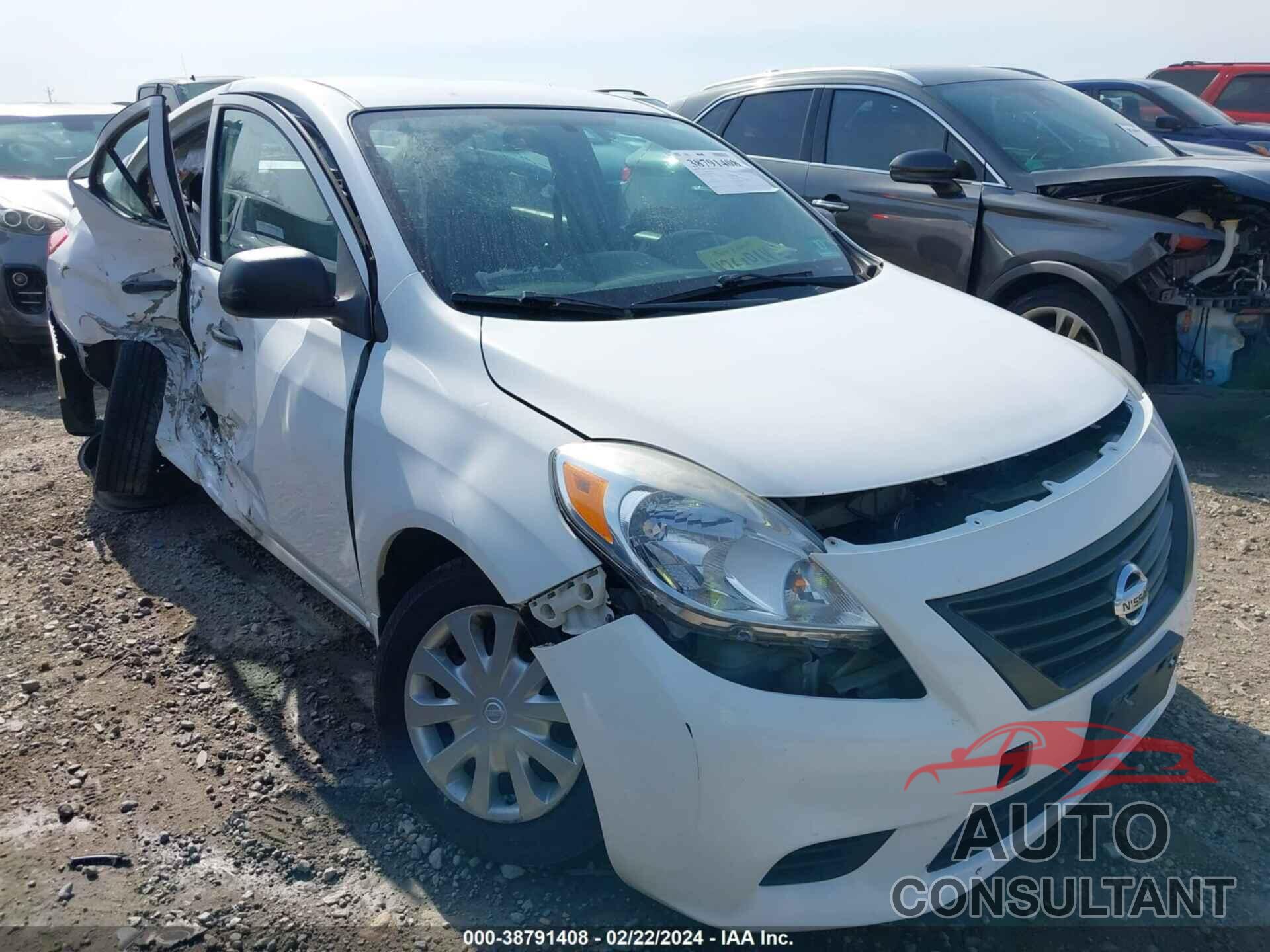 NISSAN VERSA 2014 - 3N1CN7AP6EL877673