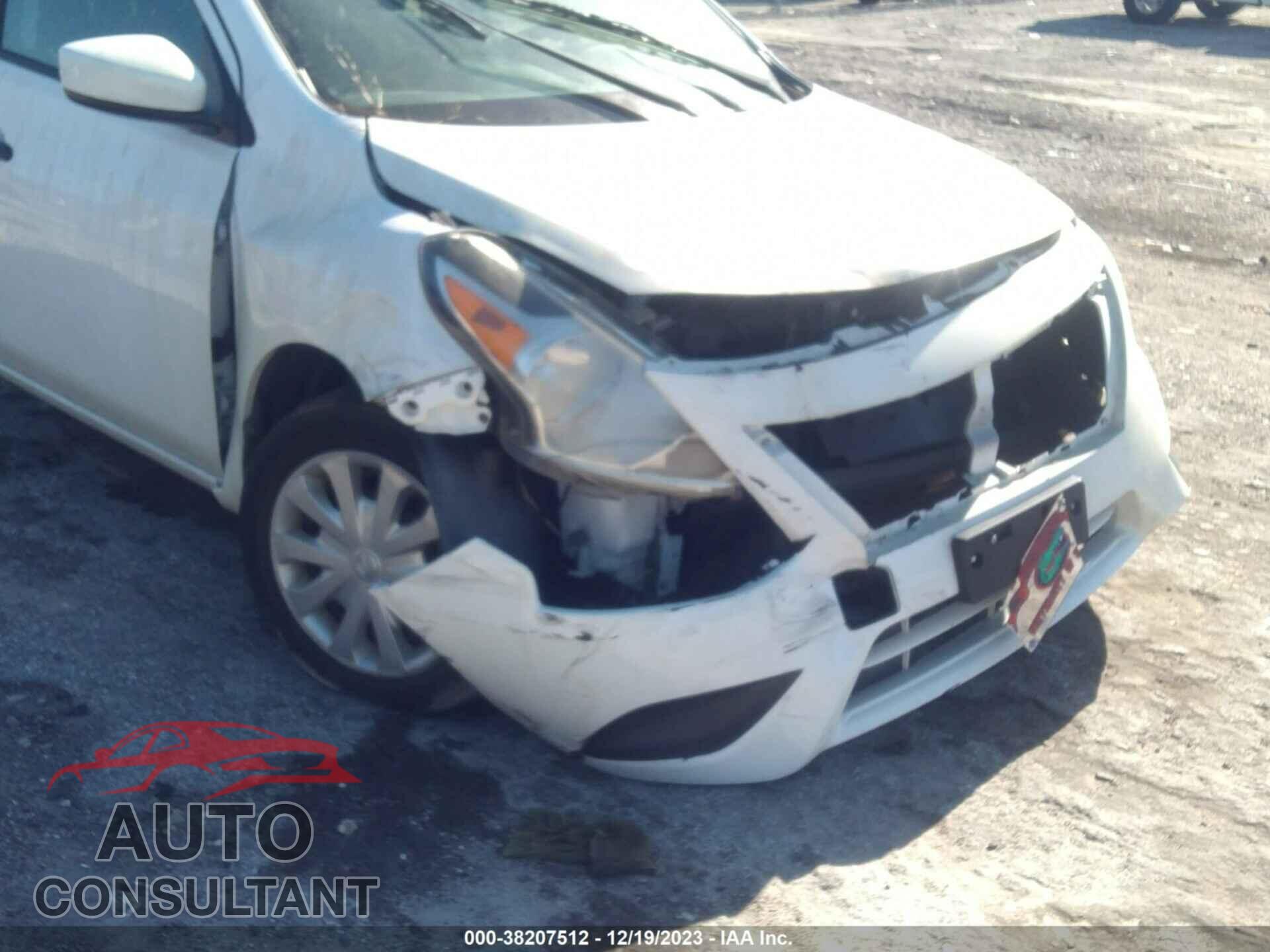 NISSAN VERSA 2019 - 3N1CN7AP3KL813022