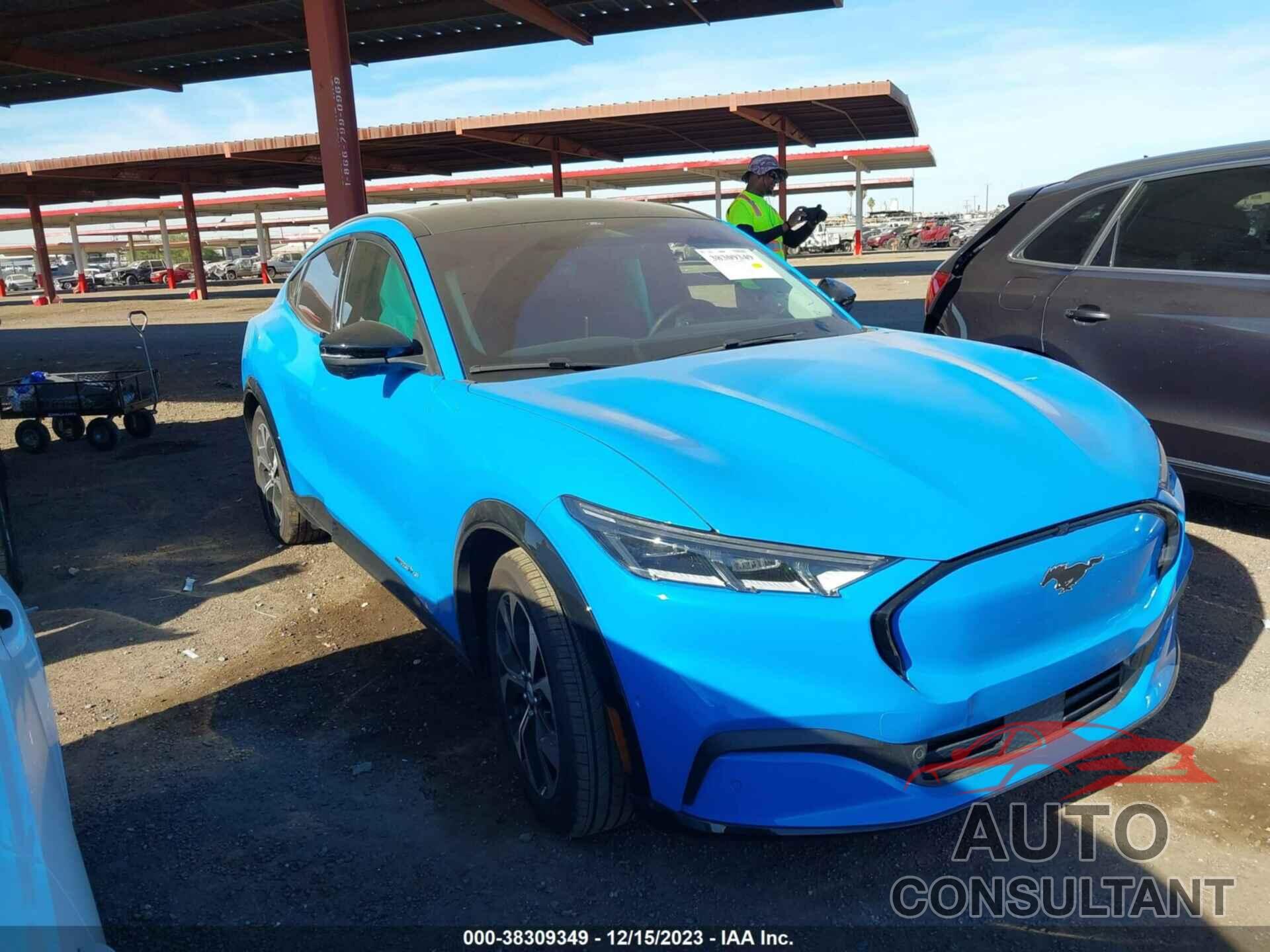 FORD MUSTANG MACH-E 2023 - 3FMTK3RM7PMA45695