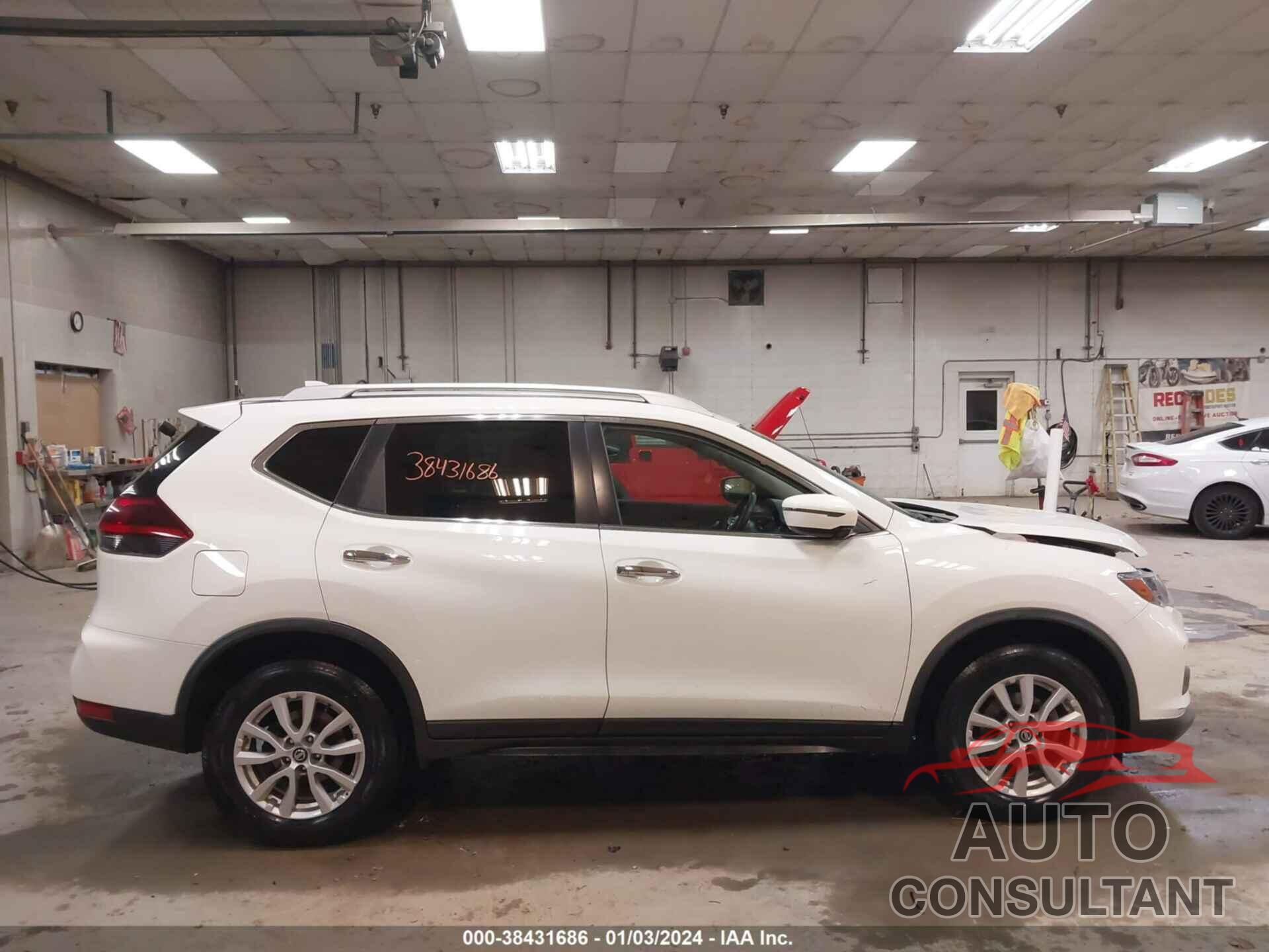 NISSAN ROGUE 2019 - KNMAT2MV1KP545521