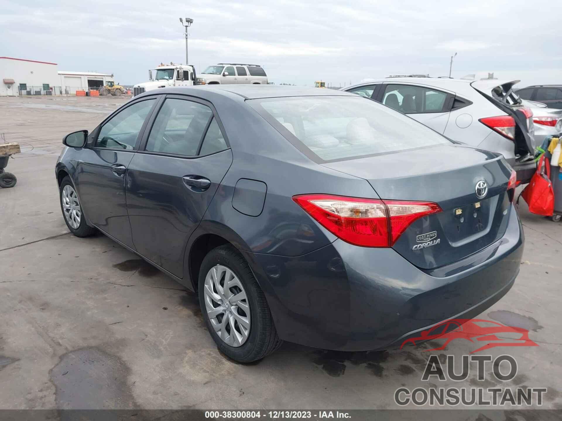 TOYOTA COROLLA 2017 - 5YFBURHE9HP673985