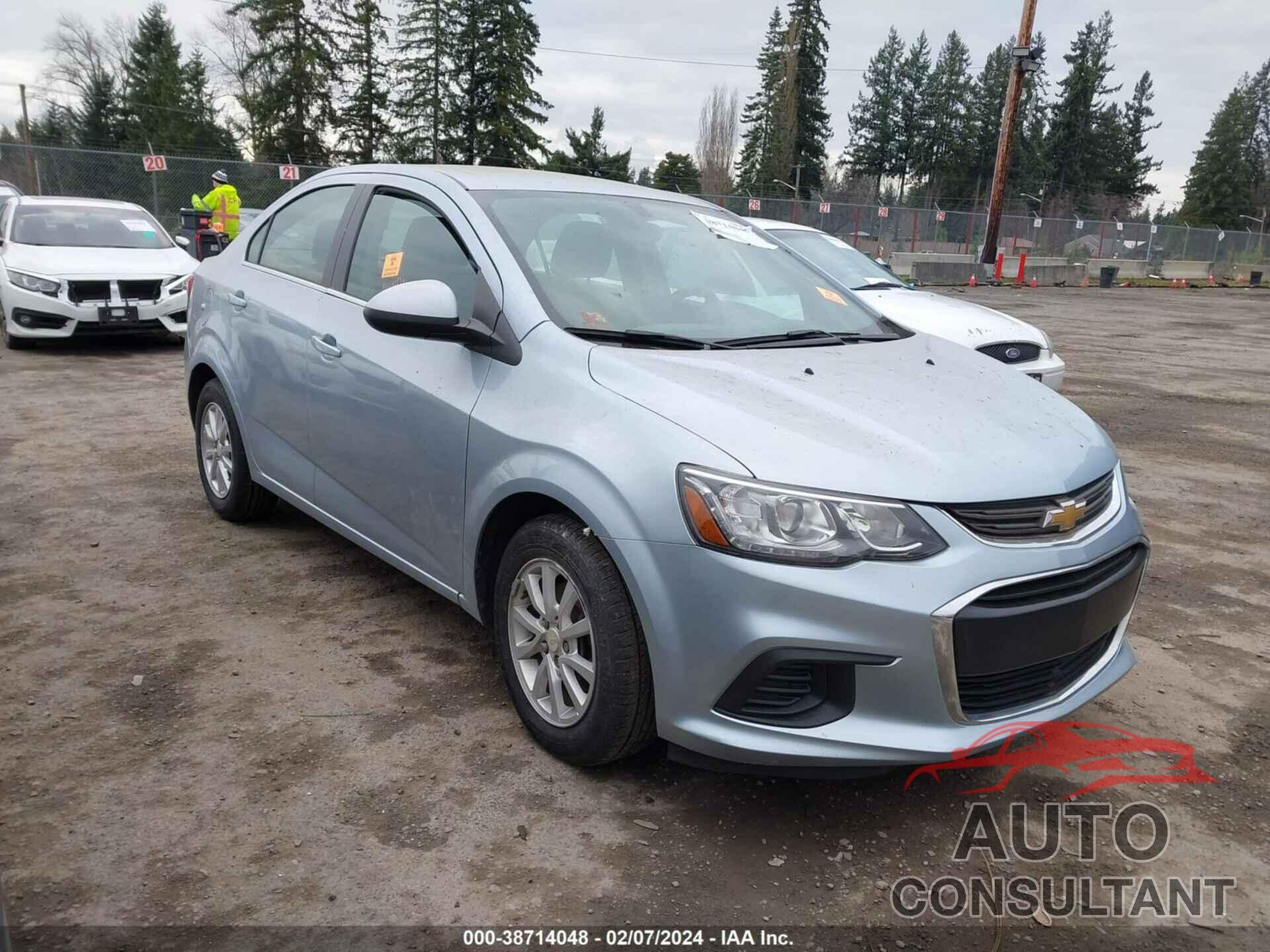 CHEVROLET SONIC 2017 - 1G1JD5SH9H4119705