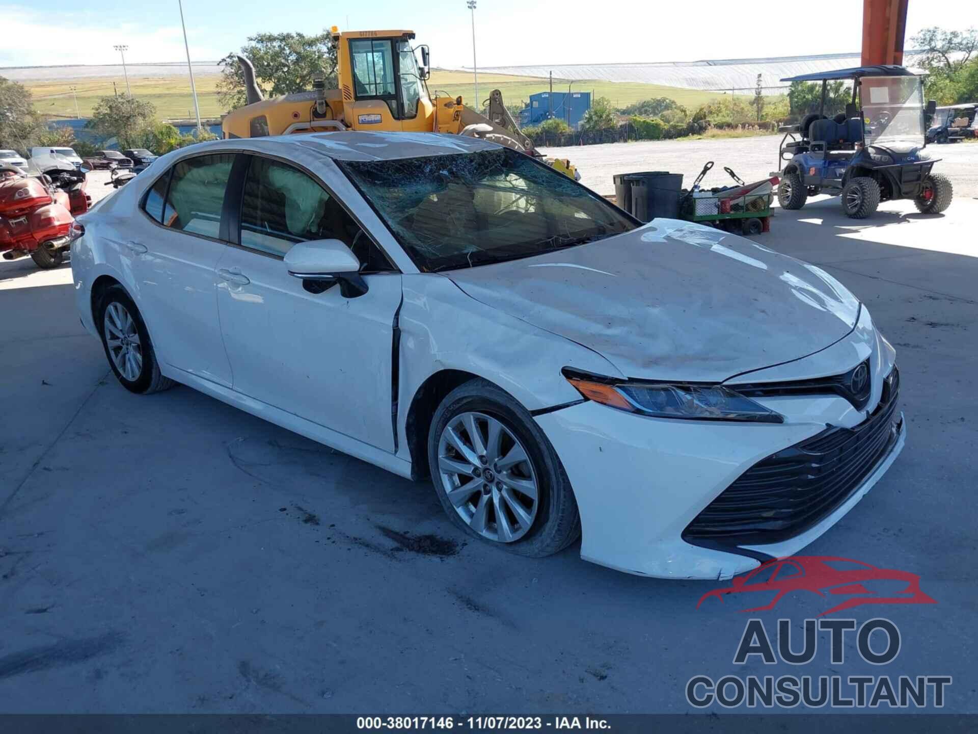 TOYOTA CAMRY 2018 - JTNB11HK6J3047188