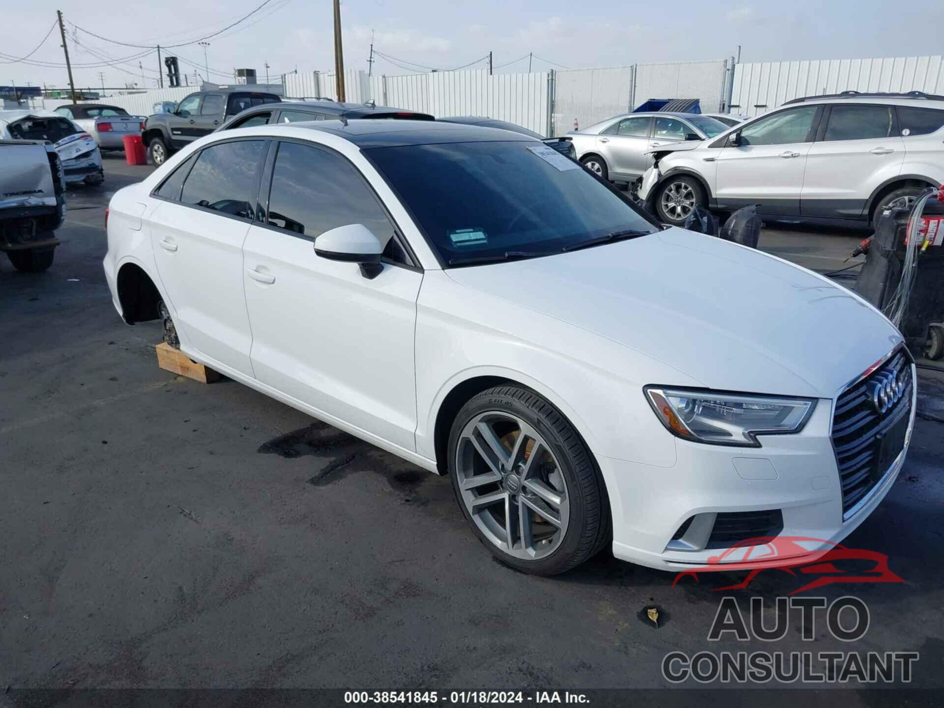 AUDI A3 2017 - WAUAUGFF0H1034911