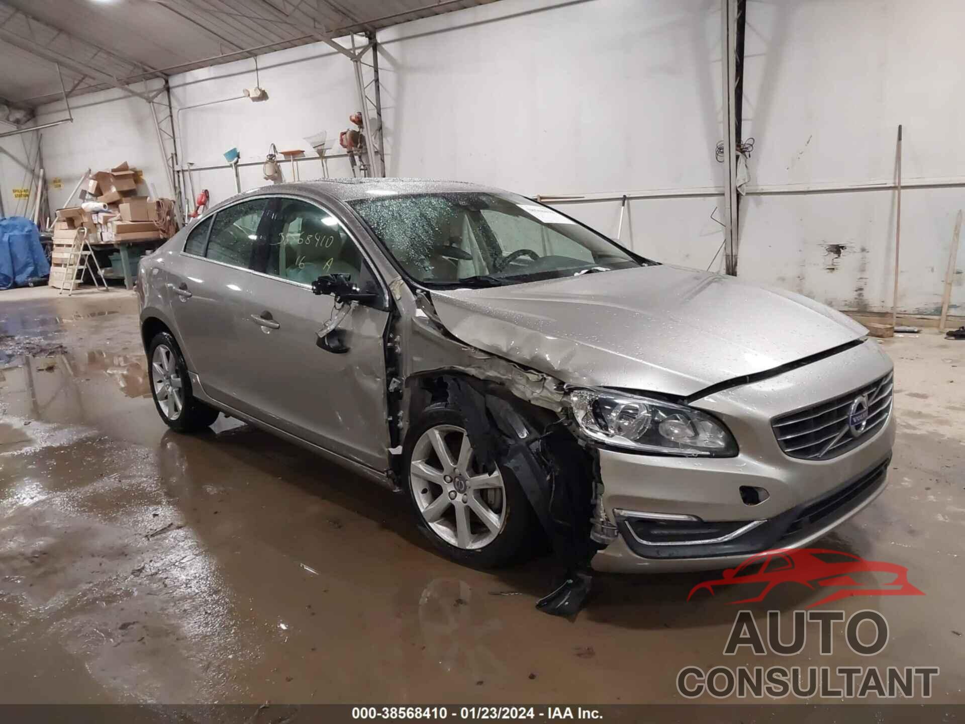 VOLVO S60 2016 - YV1612TK0G2392230