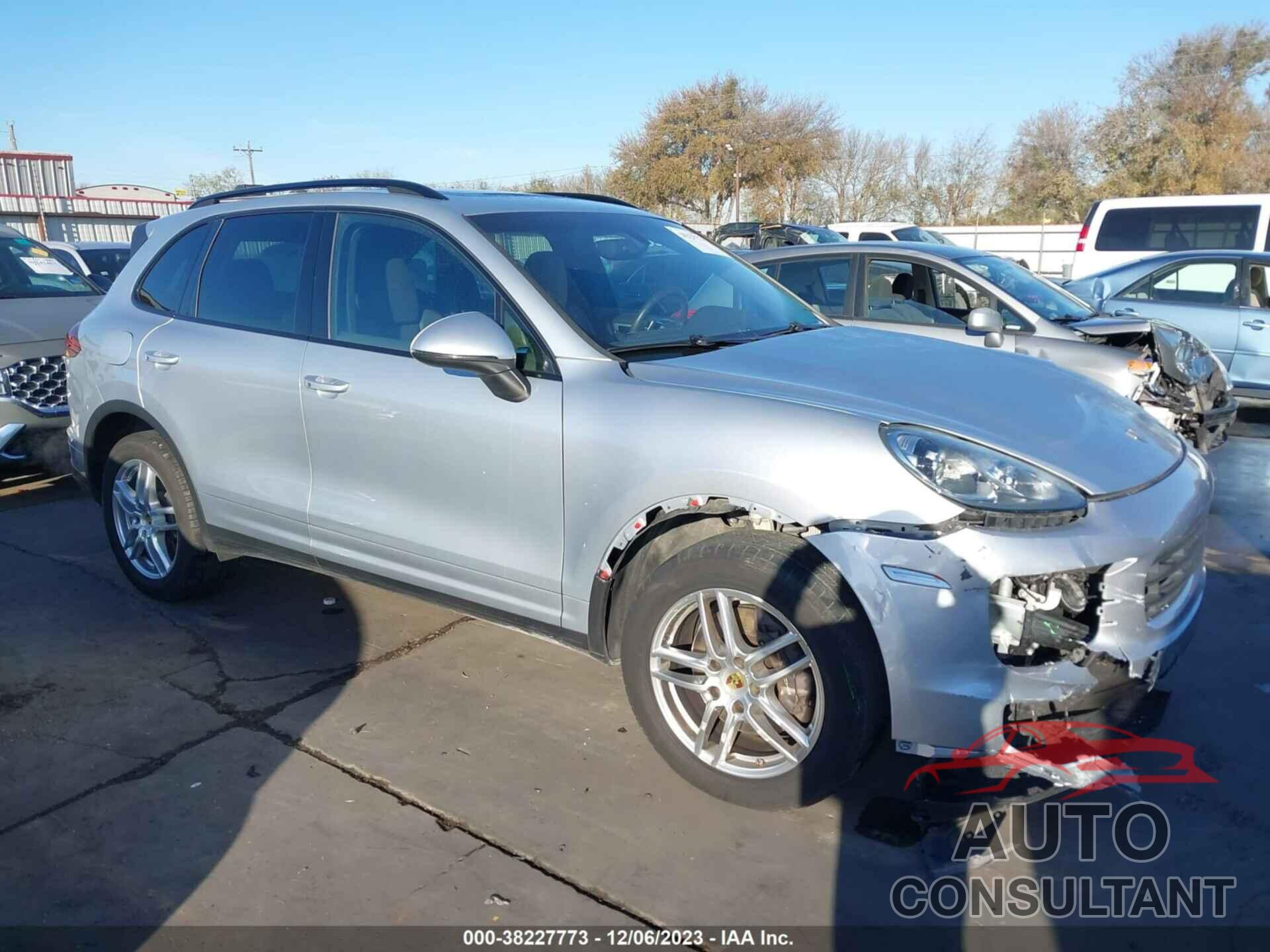 PORSCHE CAYENNE 2016 - WP1AA2A2XGKA14207