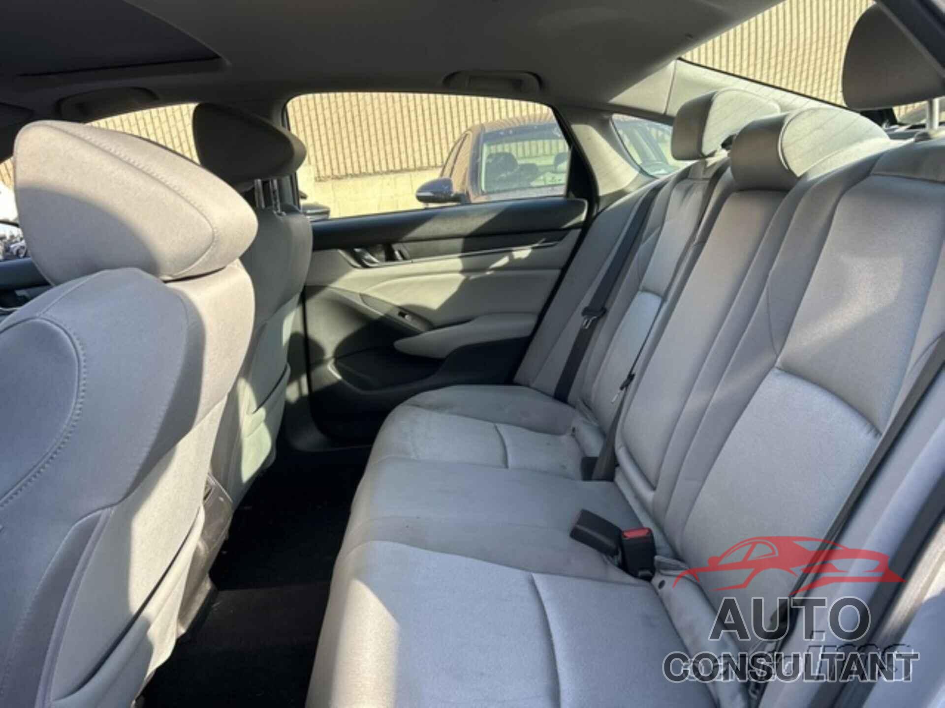 HONDA ACCORD 2019 - 1HGCV1F46KA117630