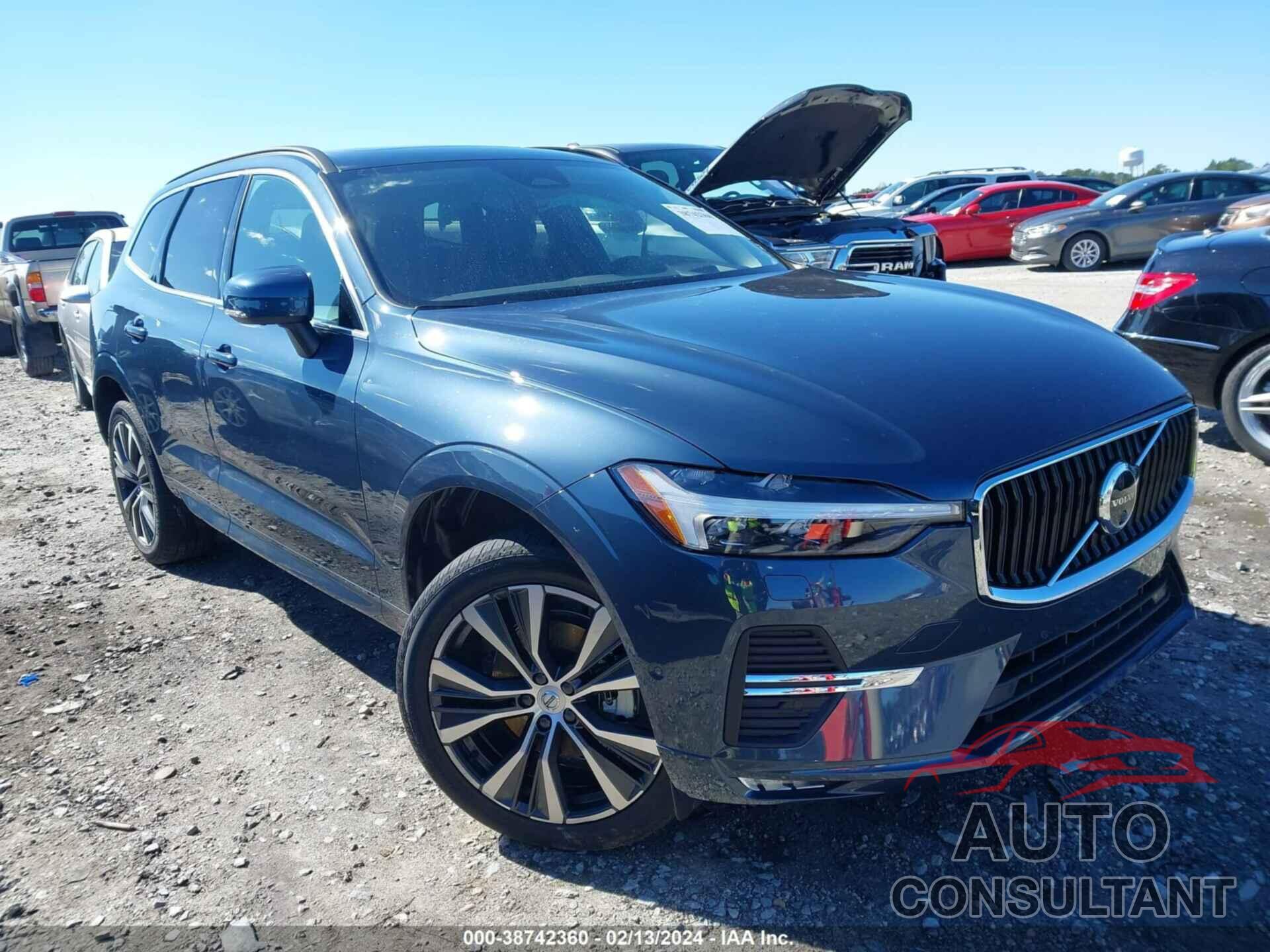 VOLVO XC60 2022 - YV4L12DK1N1075029