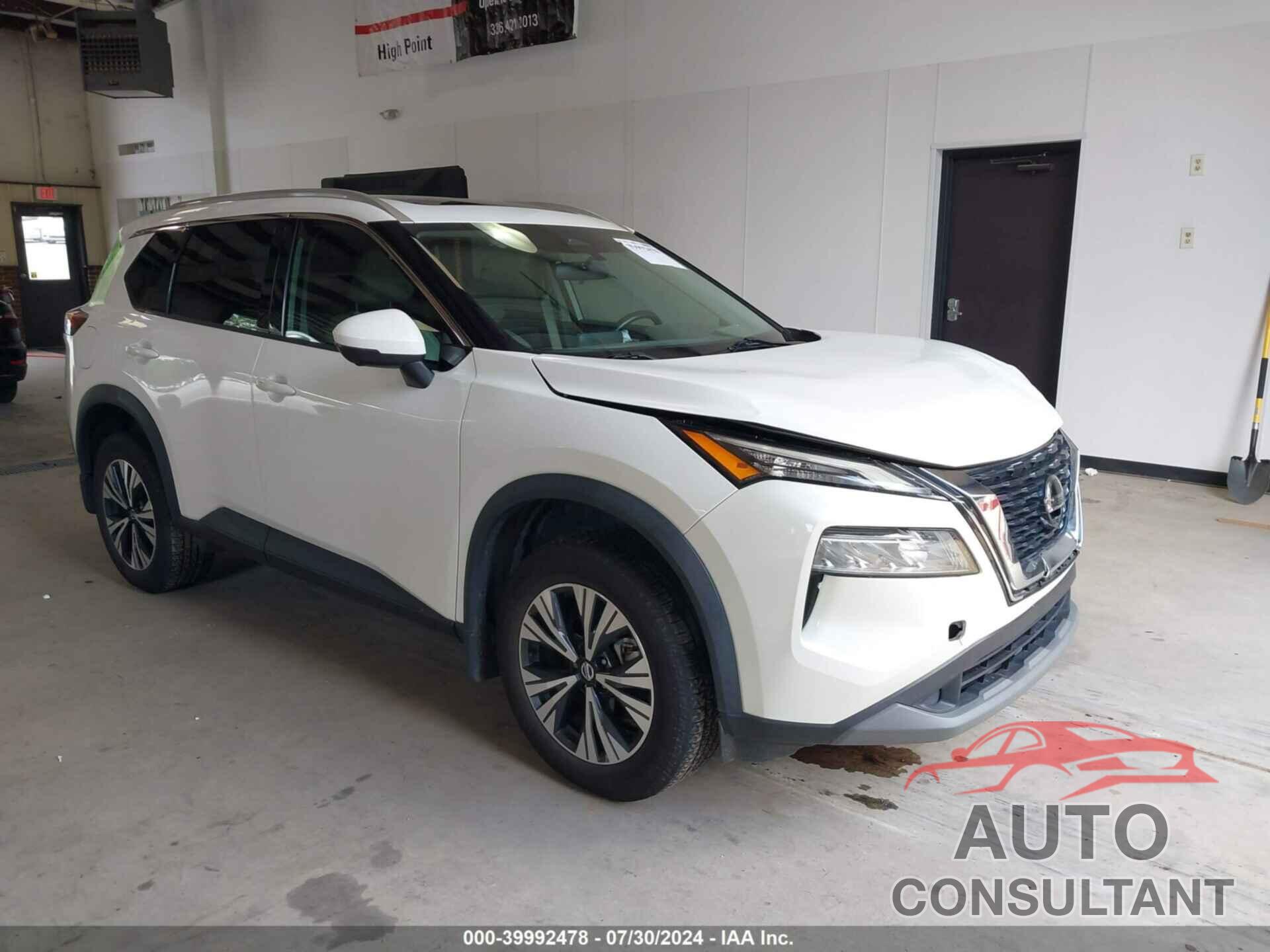 NISSAN ROGUE 2021 - 5N1AT3BA8MC810138