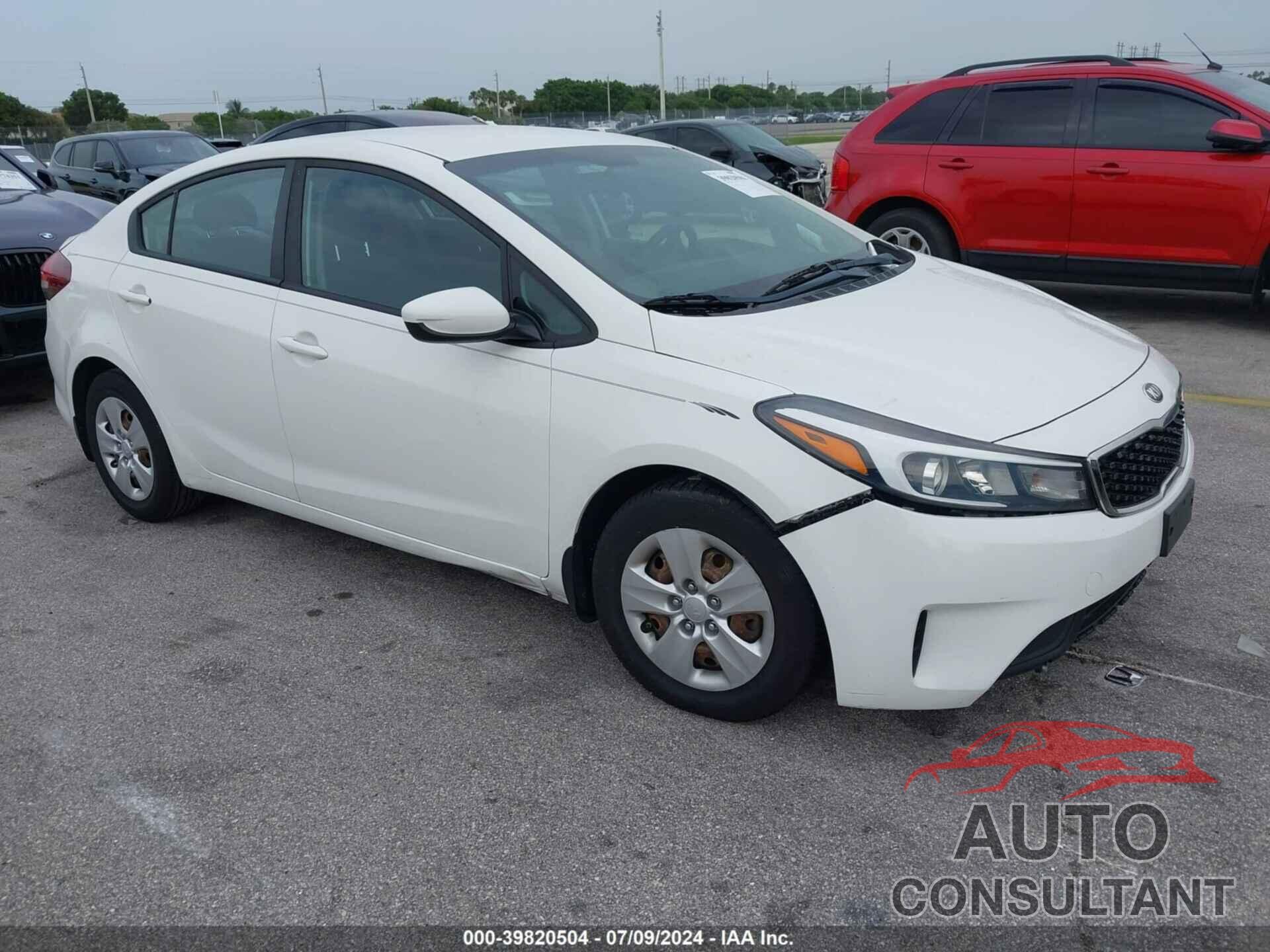 KIA FORTE 2018 - 3KPFK4A74JE233668