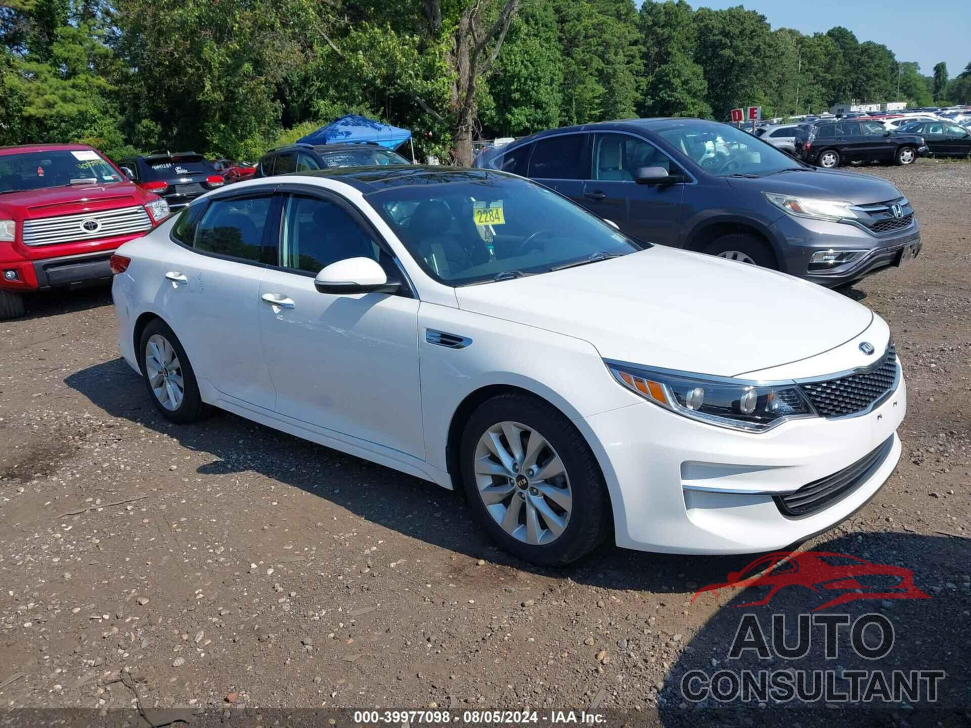 KIA OPTIMA 2016 - 5XXGU4L36GG090375
