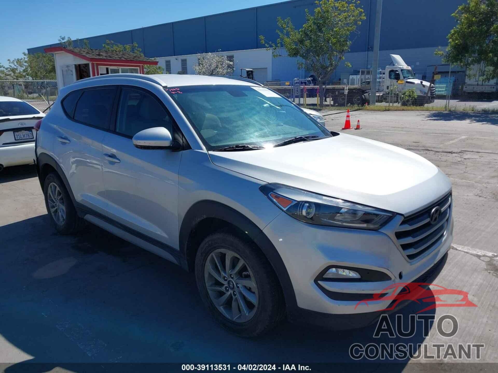 HYUNDAI TUCSON 2018 - KM8J33A42JU653479