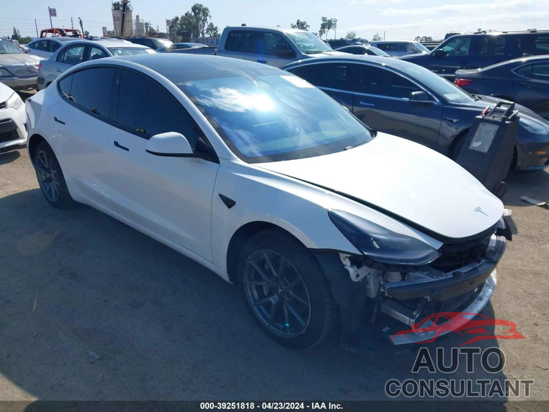 TESLA MODEL 3 2021 - 5YJ3E1EB0MF074492