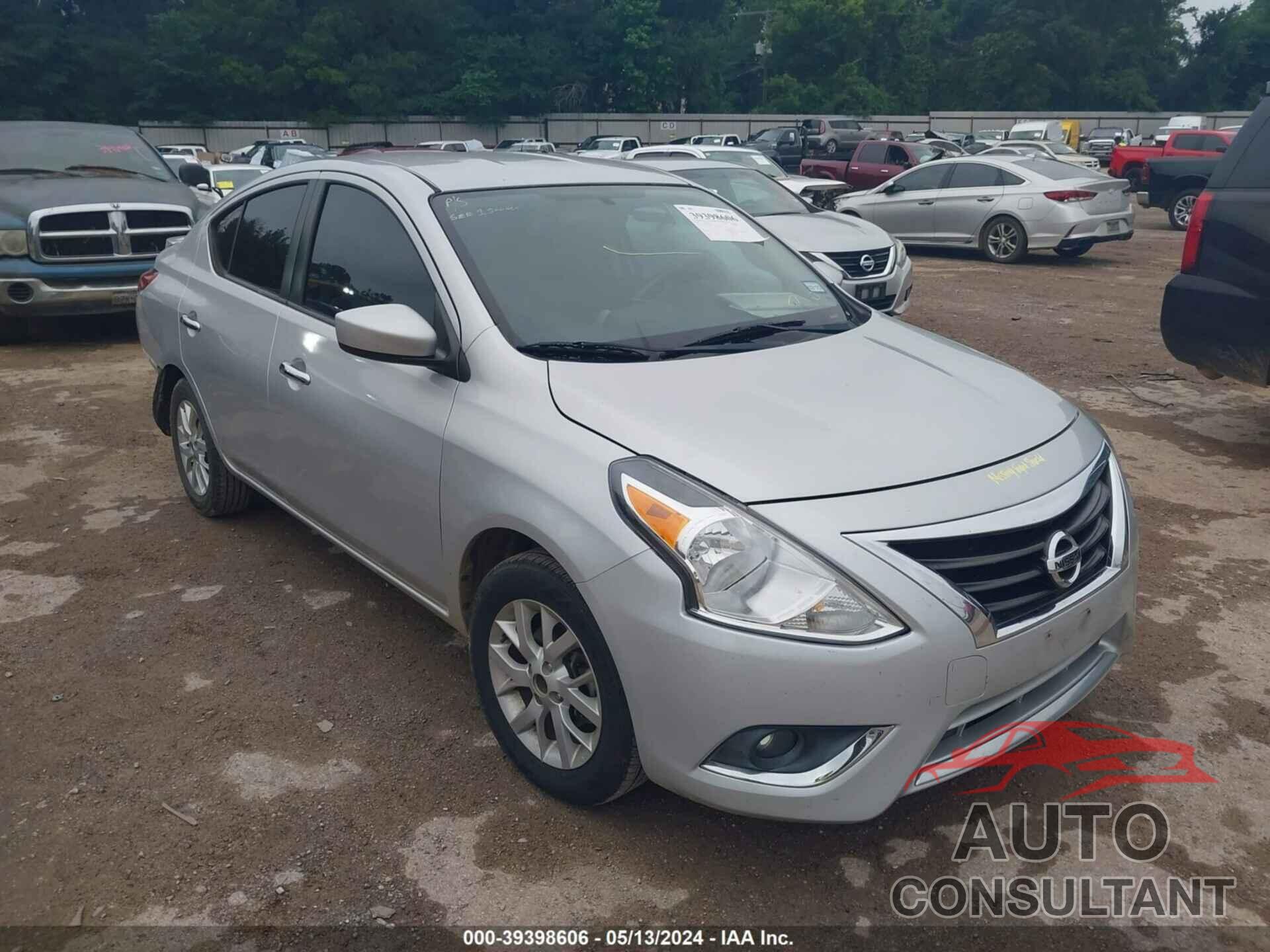 NISSAN VERSA 2018 - 3N1CN7AP1JL873282