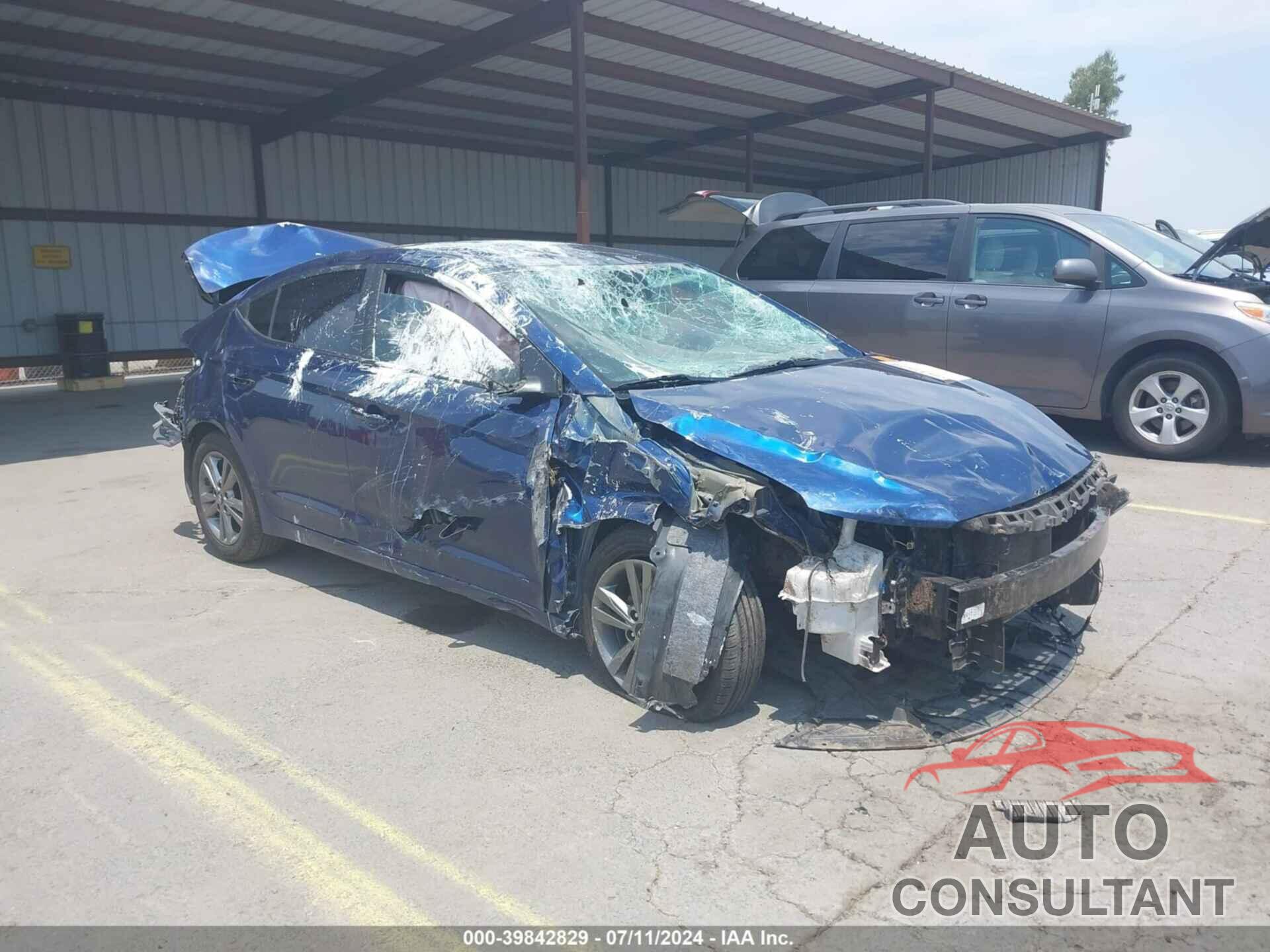 HYUNDAI ELANTRA 2018 - 5NPD84LF3JH240410
