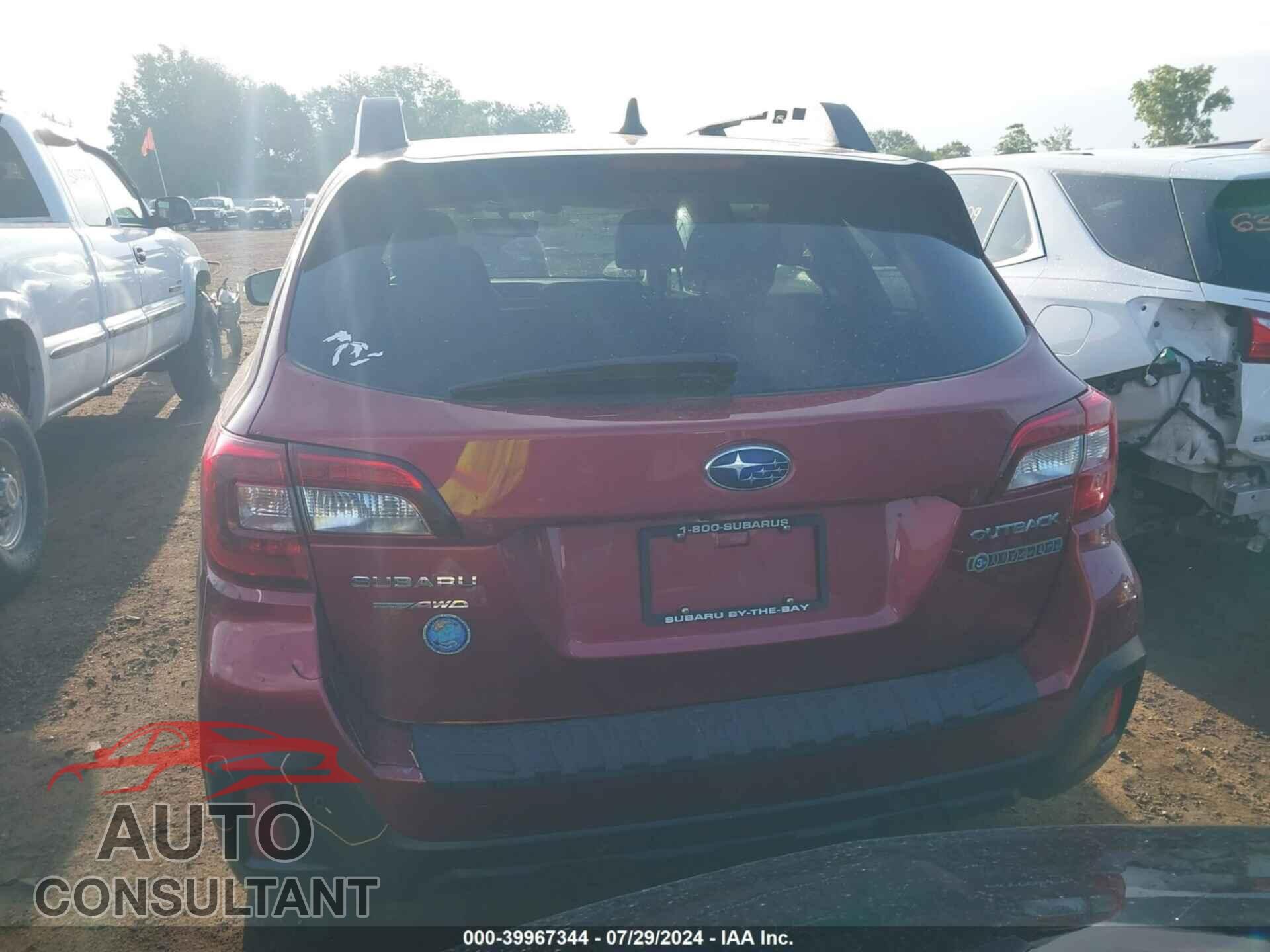 SUBARU OUTBACK 2018 - 4S4BSANC2J3248564