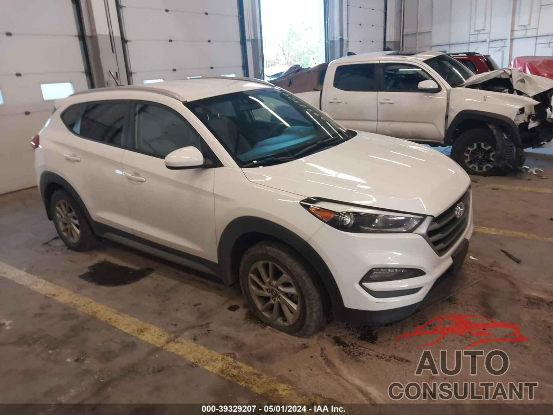 HYUNDAI TUCSON 2017 - KM8J3CA40HU313662