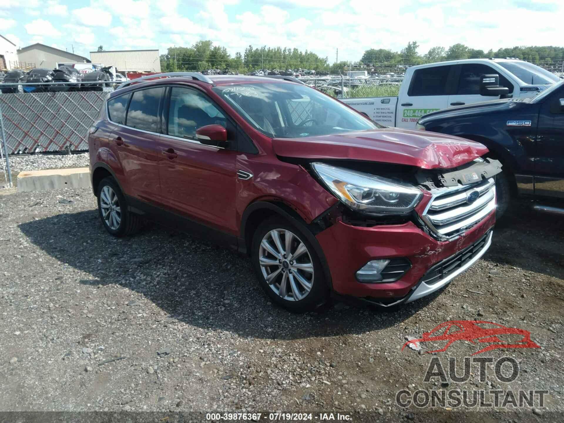 FORD ESCAPE 2017 - 1FMCU0JD2HUD83183