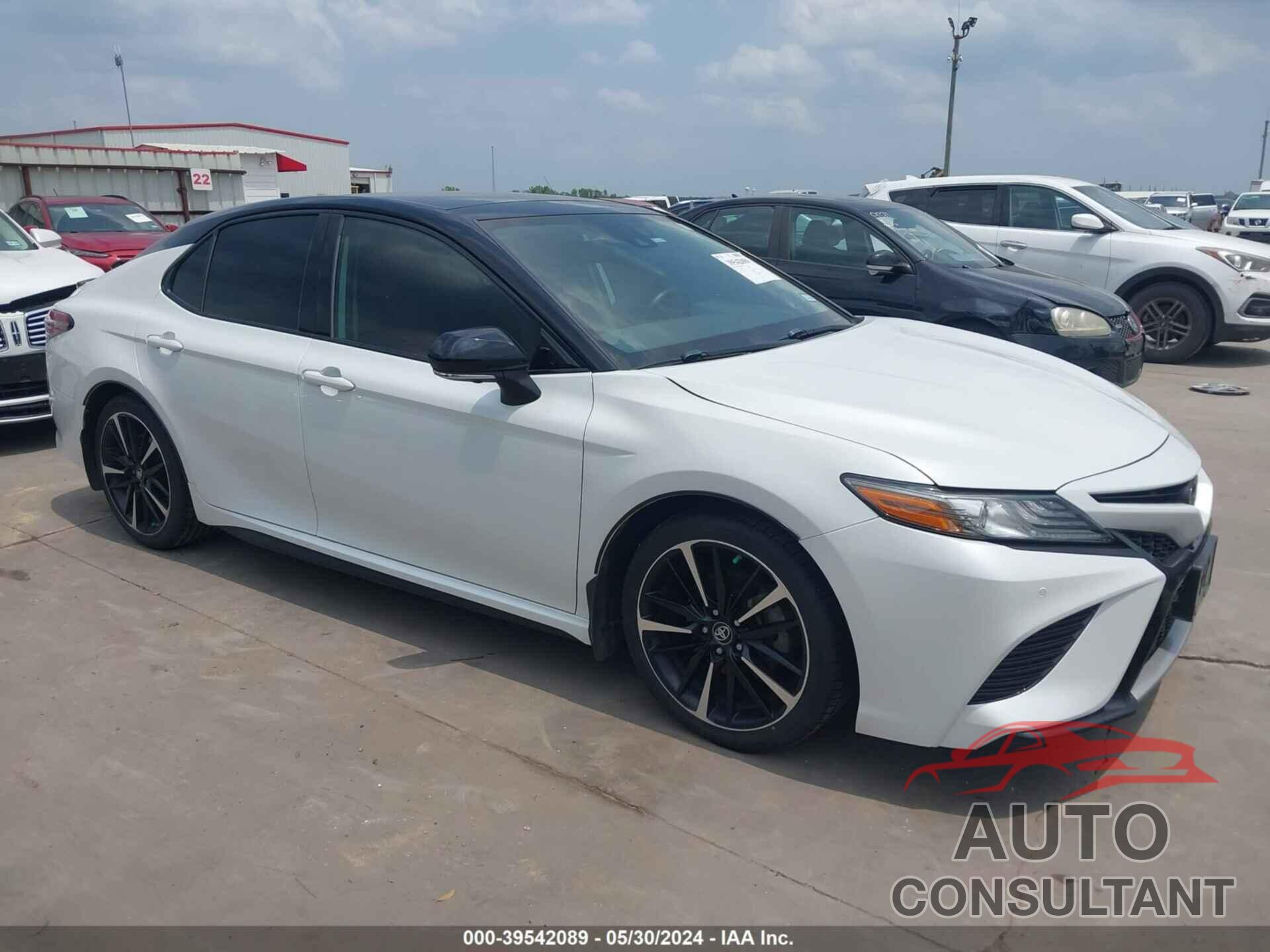 TOYOTA CAMRY 2019 - 4T1B61HK5KU263787