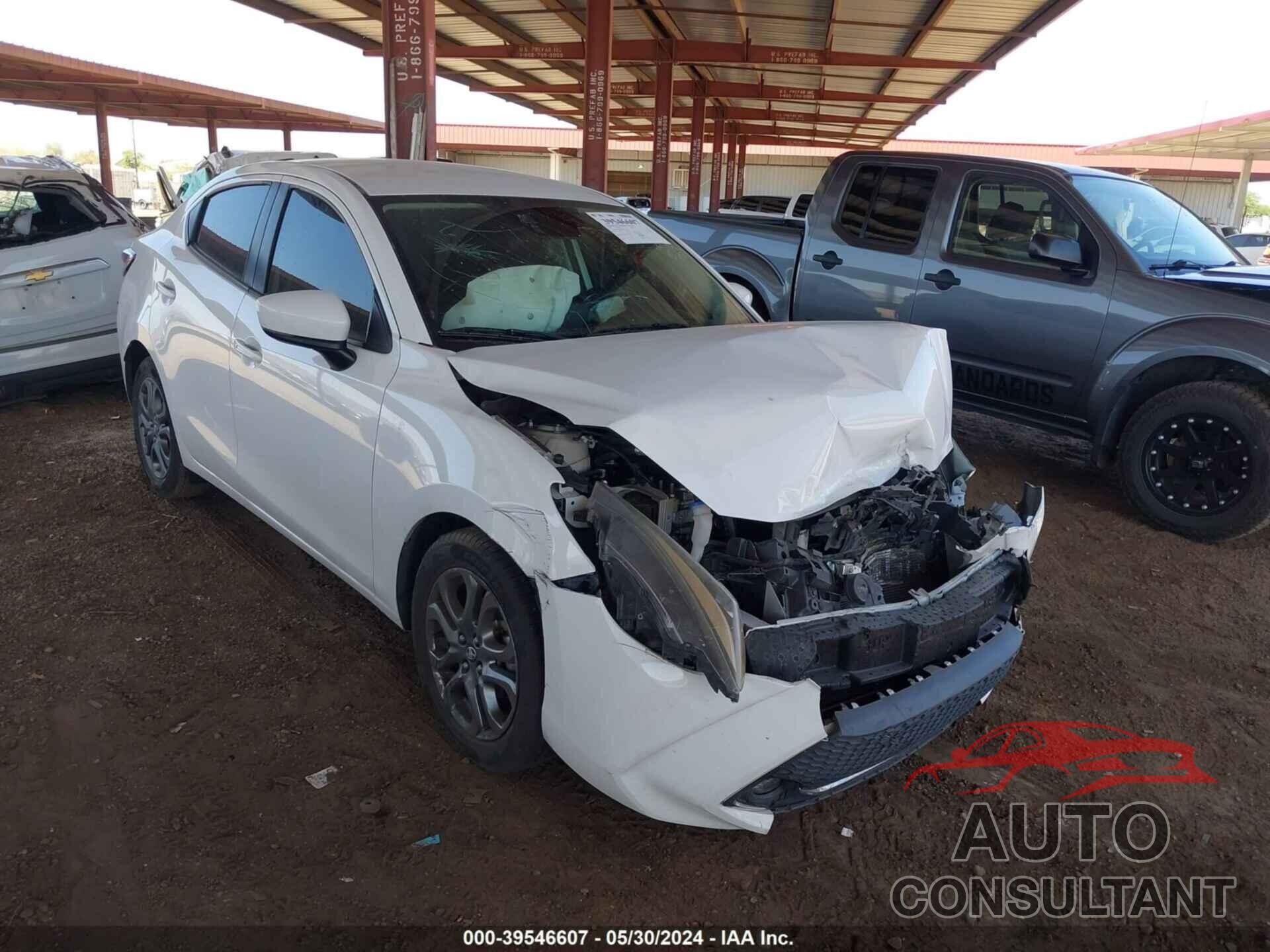 TOYOTA YARIS 2019 - 3MYDLBYV9KY519644