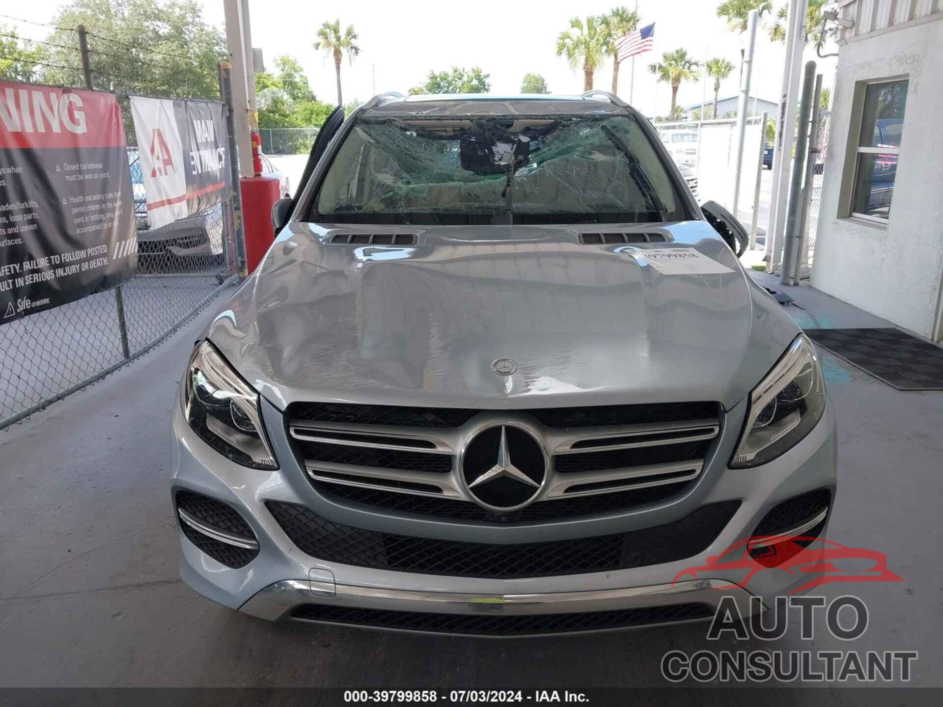 MERCEDES-BENZ GLE 350 2017 - 4JGDA5JB8HA928040