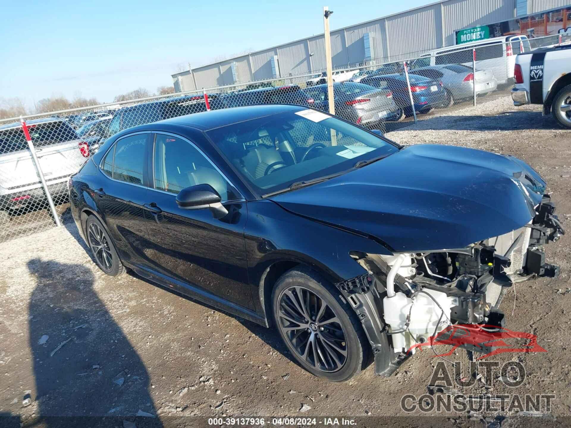 TOYOTA CAMRY 2018 - JTNB11HK1J3029021