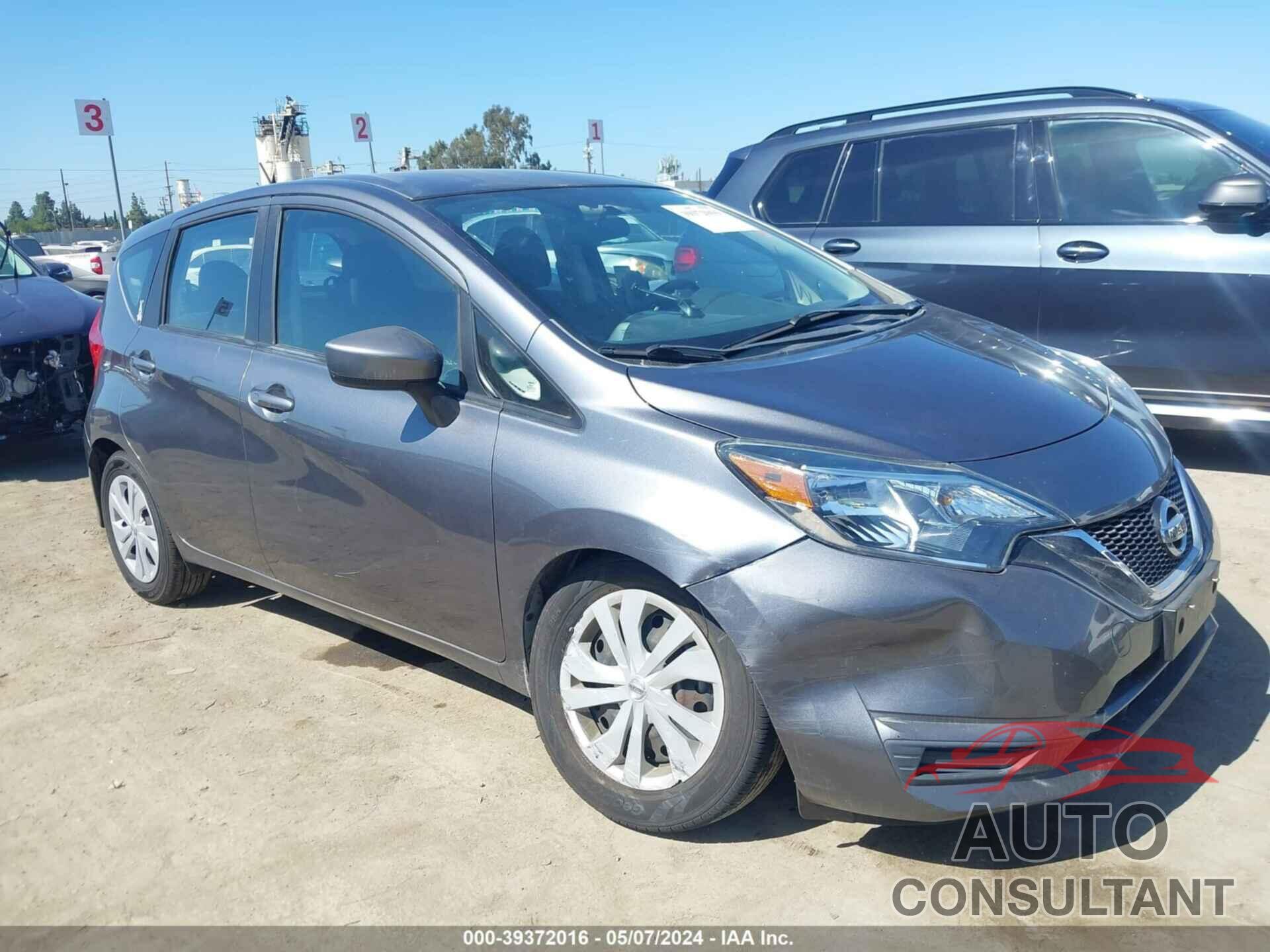 NISSAN VERSA NOTE 2018 - 3N1CE2CP7JL352180