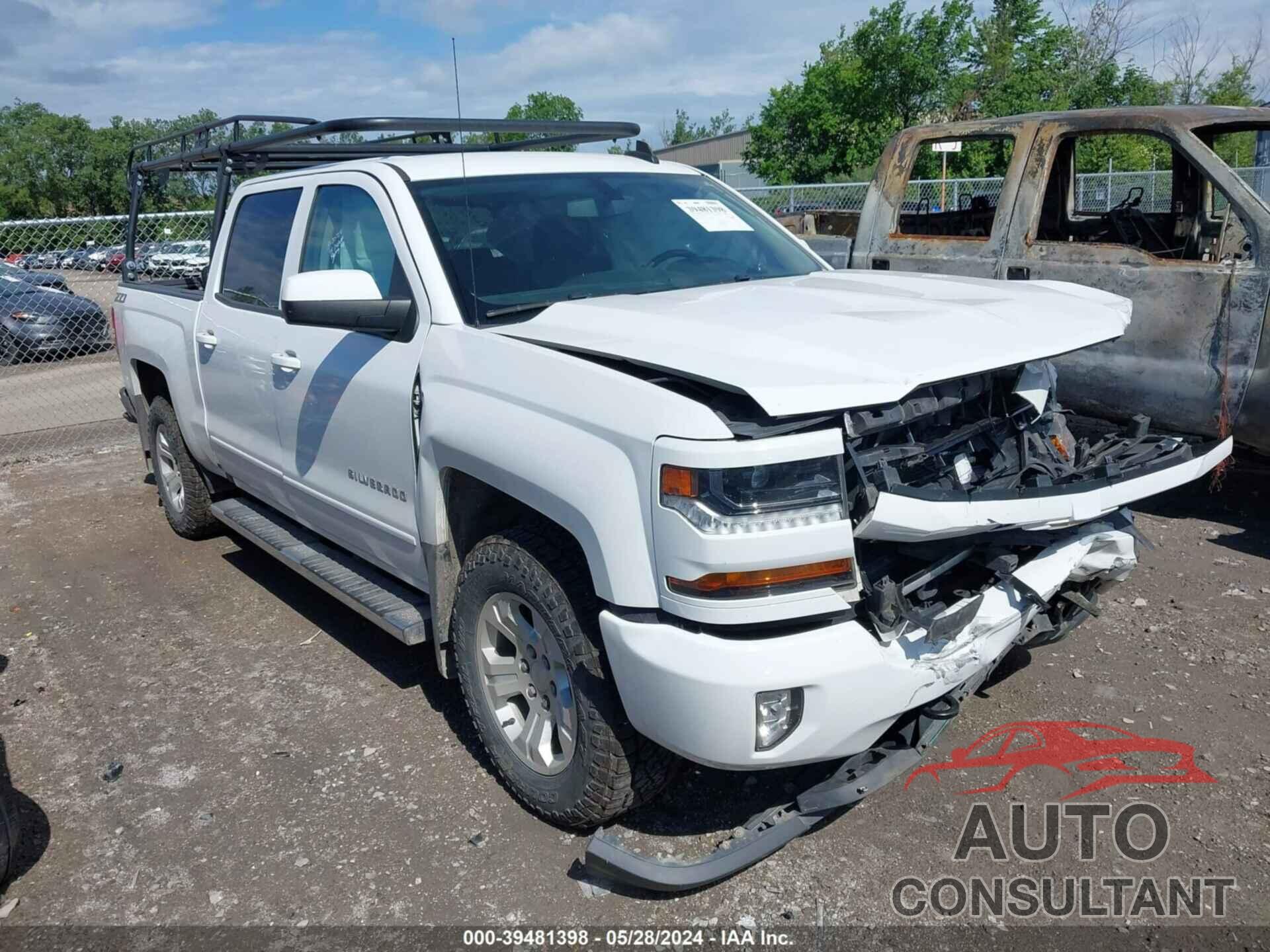 CHEVROLET SILVERADO 1500 2018 - 3GCUKREC1JG245132