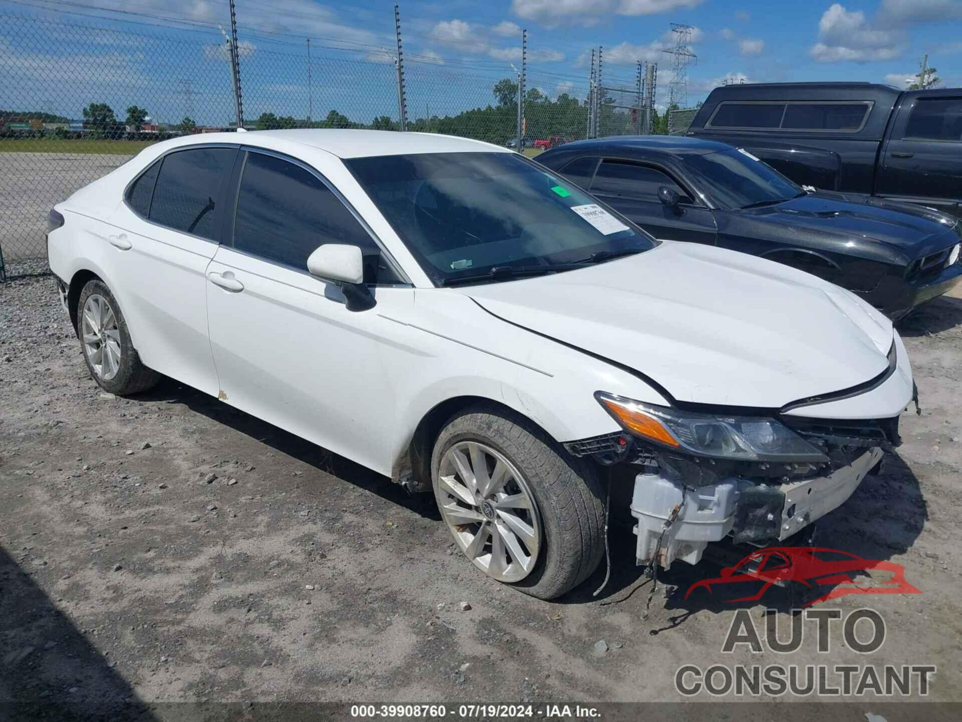 TOYOTA CAMRY 2022 - 4T1R11AK9NU690546