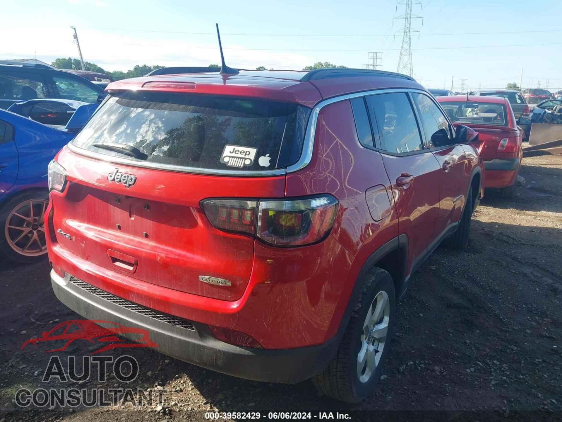 JEEP COMPASS 2018 - 3C4NJDBB3JT308096