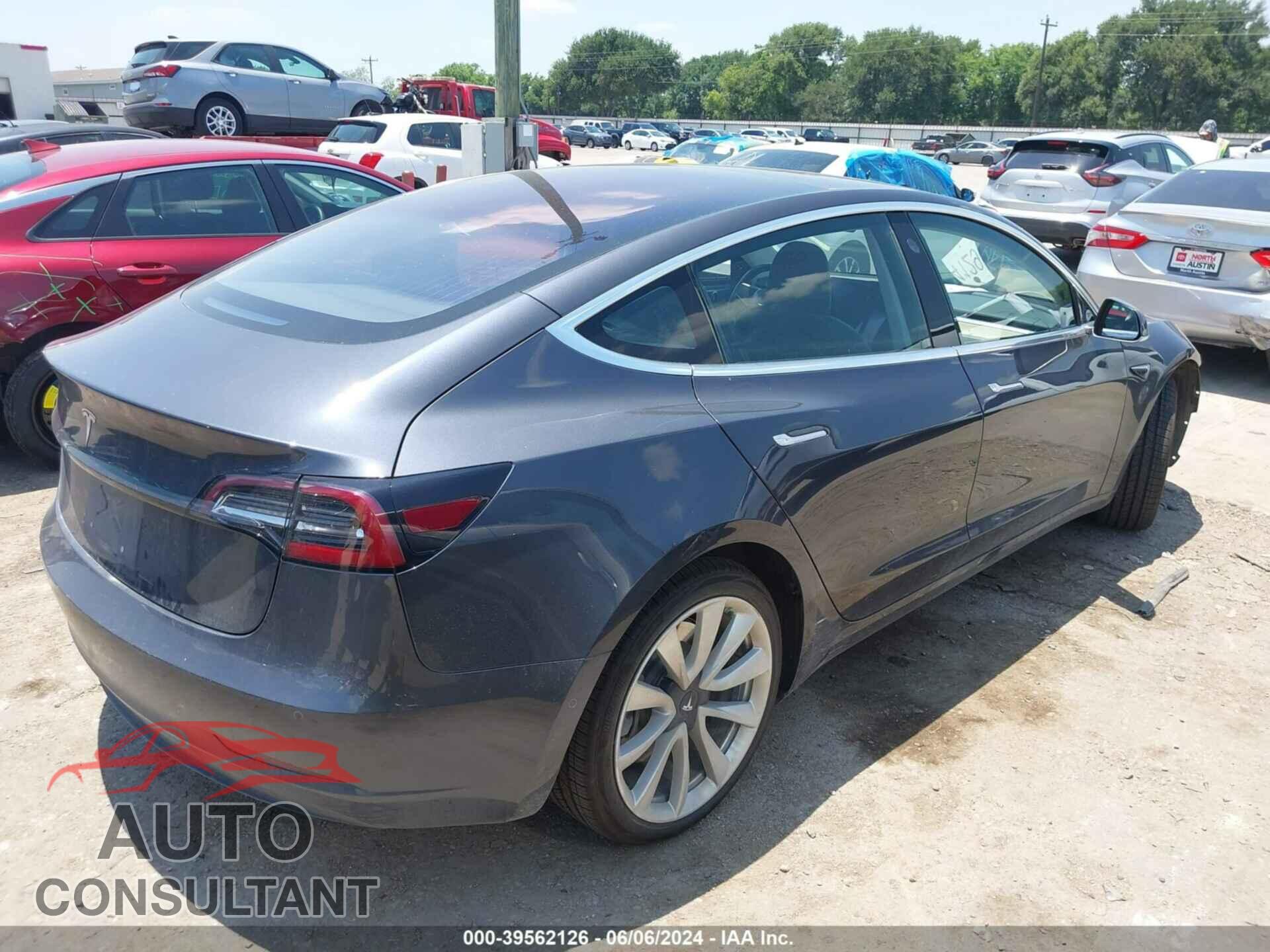 TESLA MODEL 3 2017 - 5YJ3E1EA4HF000425