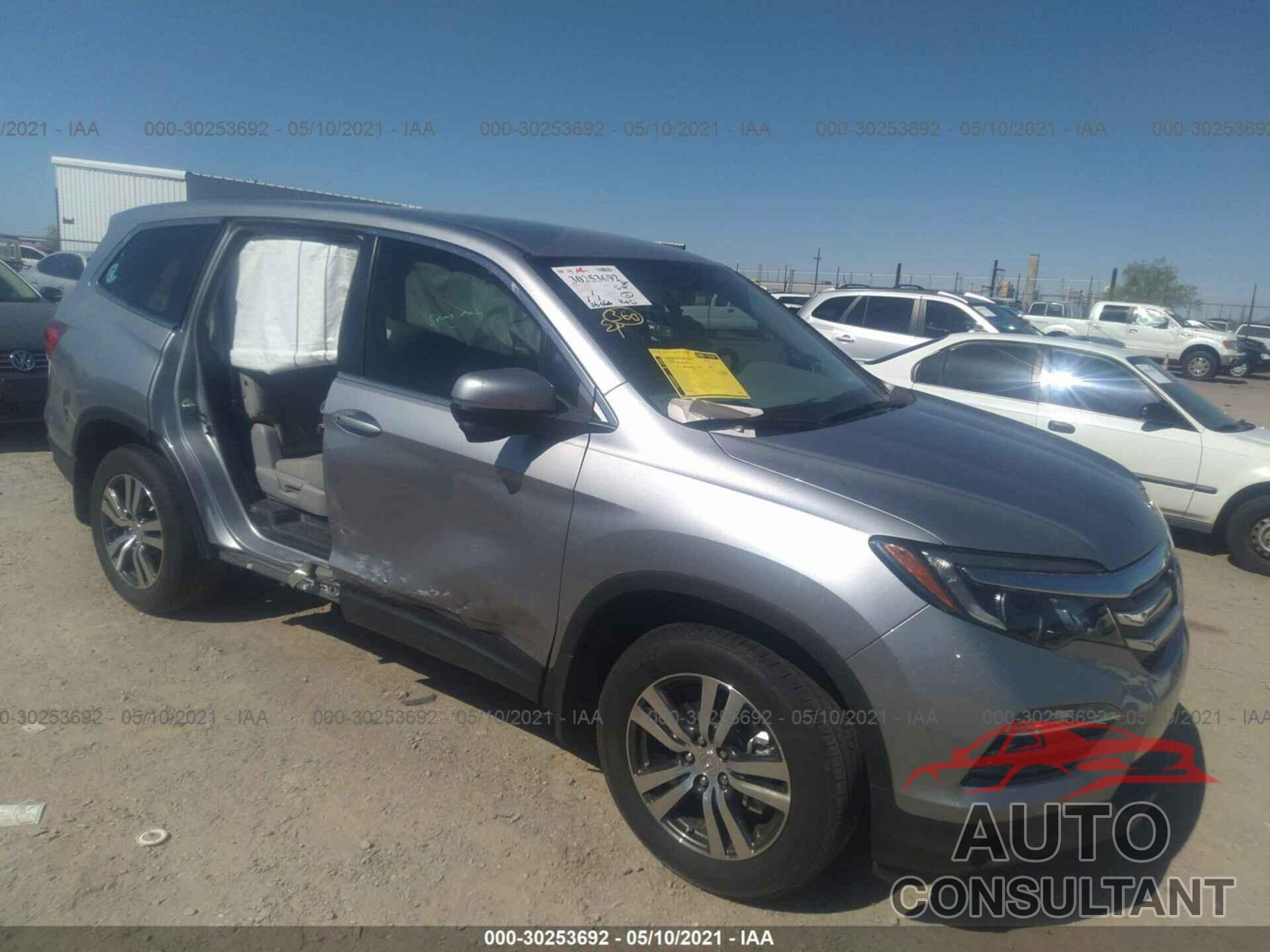 HONDA PILOT 2017 - 5FNYF6H33HB025233