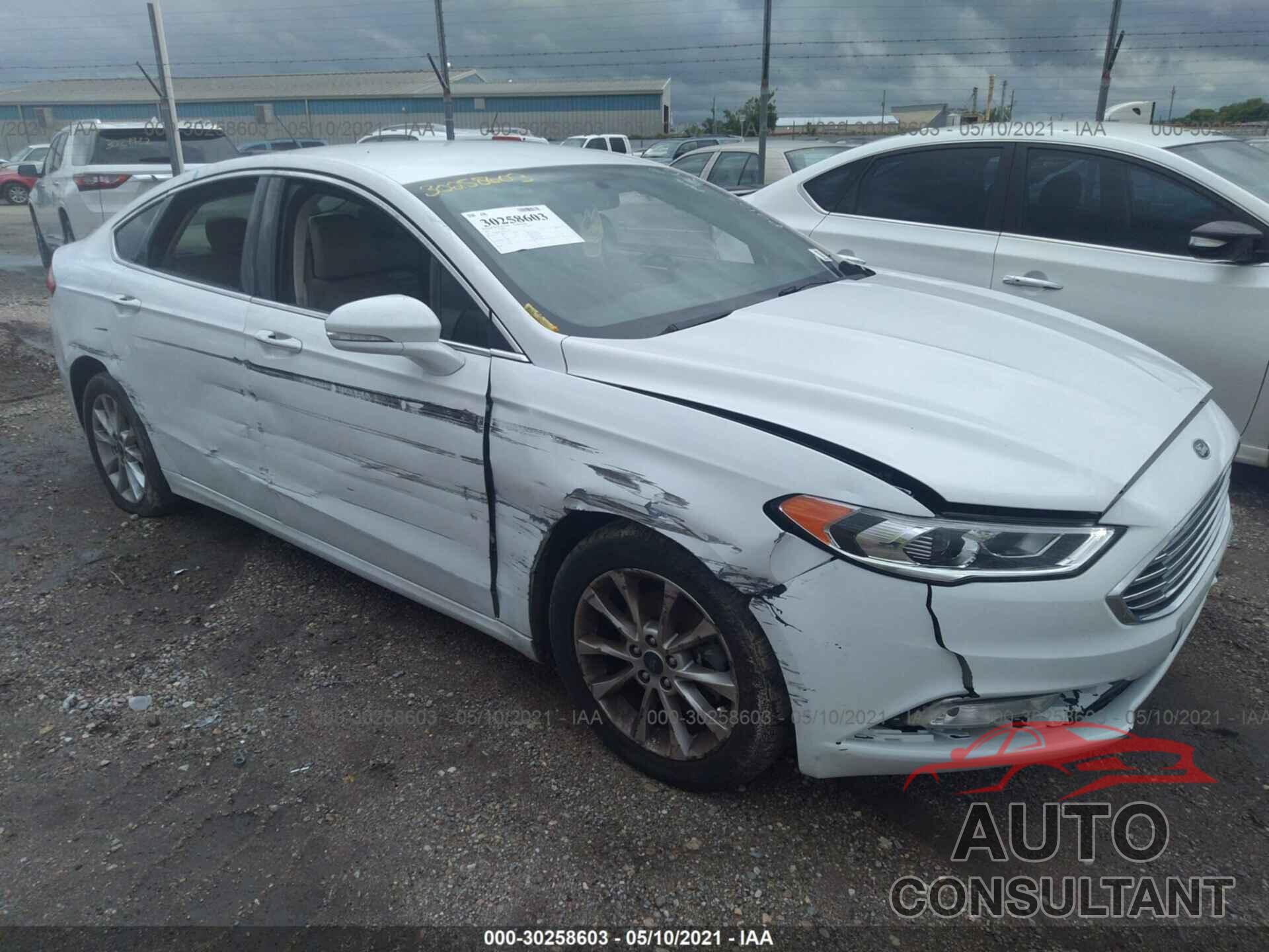 FORD FUSION 2017 - 3FA6P0HDXHR114750