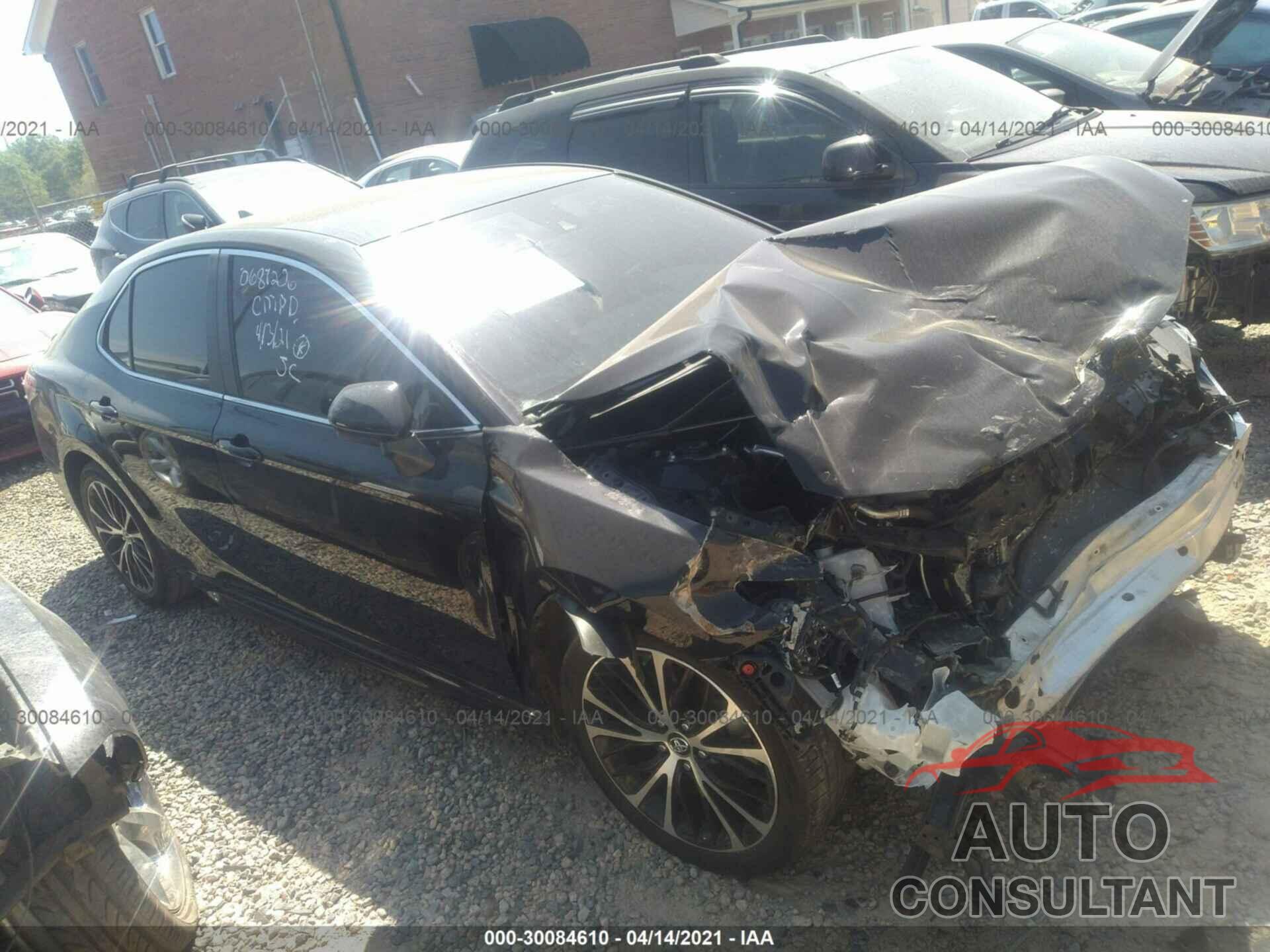 TOYOTA CAMRY 2019 - 4T1B11HK1KU837414